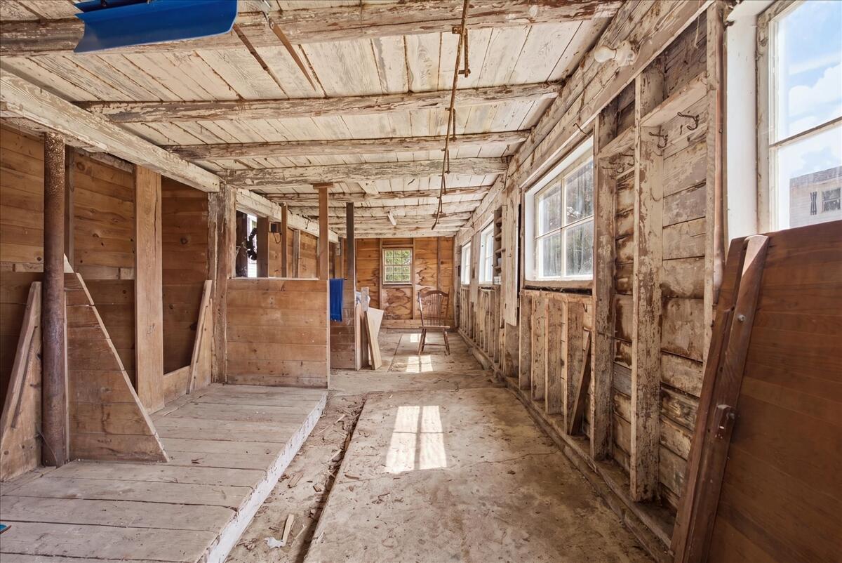 main property photo 108