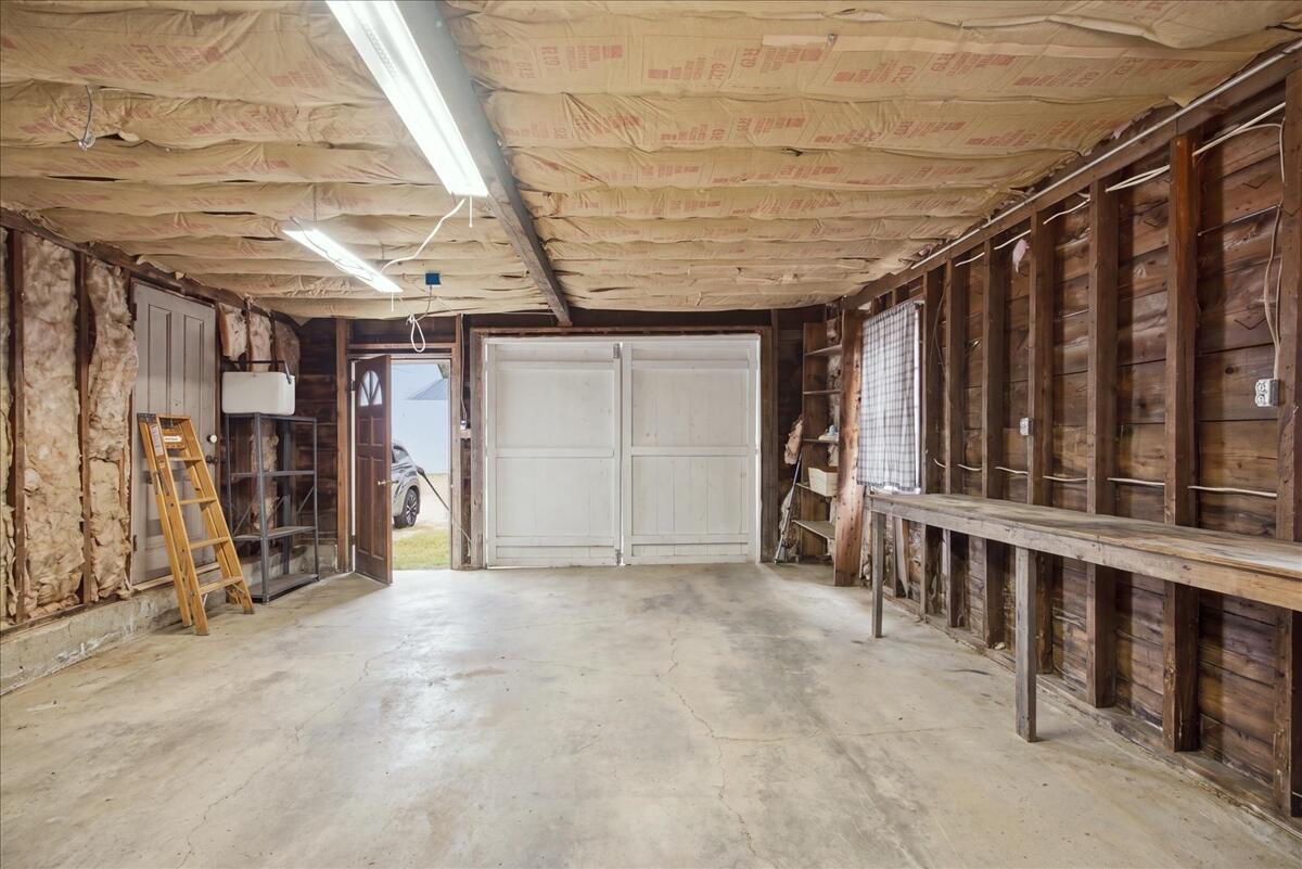 main property photo 110