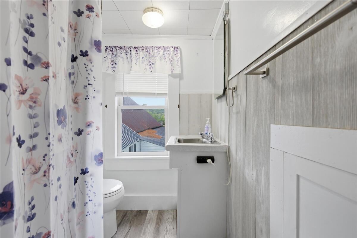 main property photo 59