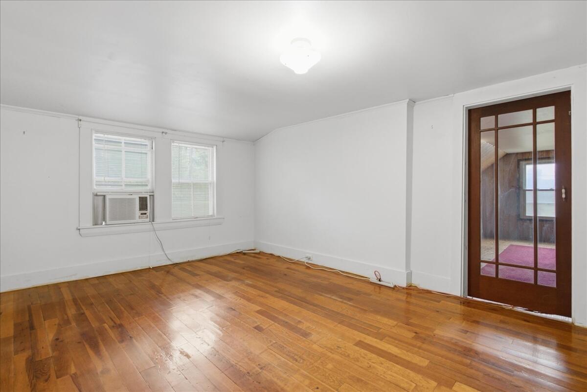 main property photo 62