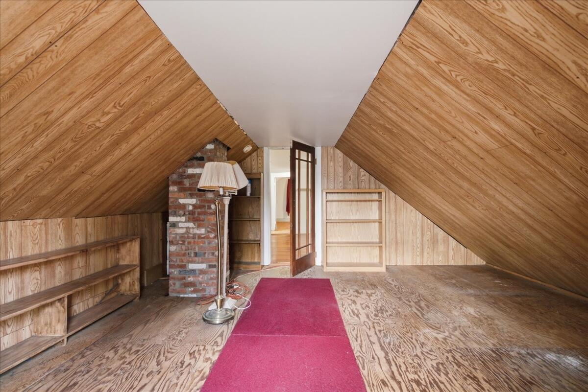 main property photo 66