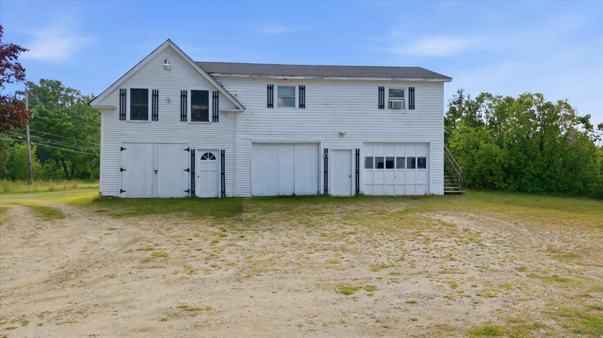 main property photo 68