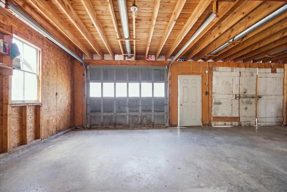 main property photo 70