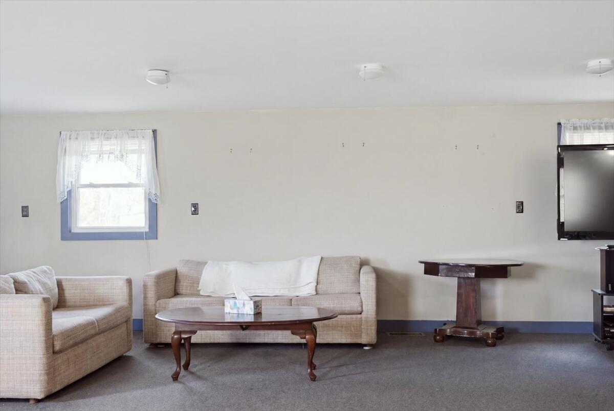 main property photo 75