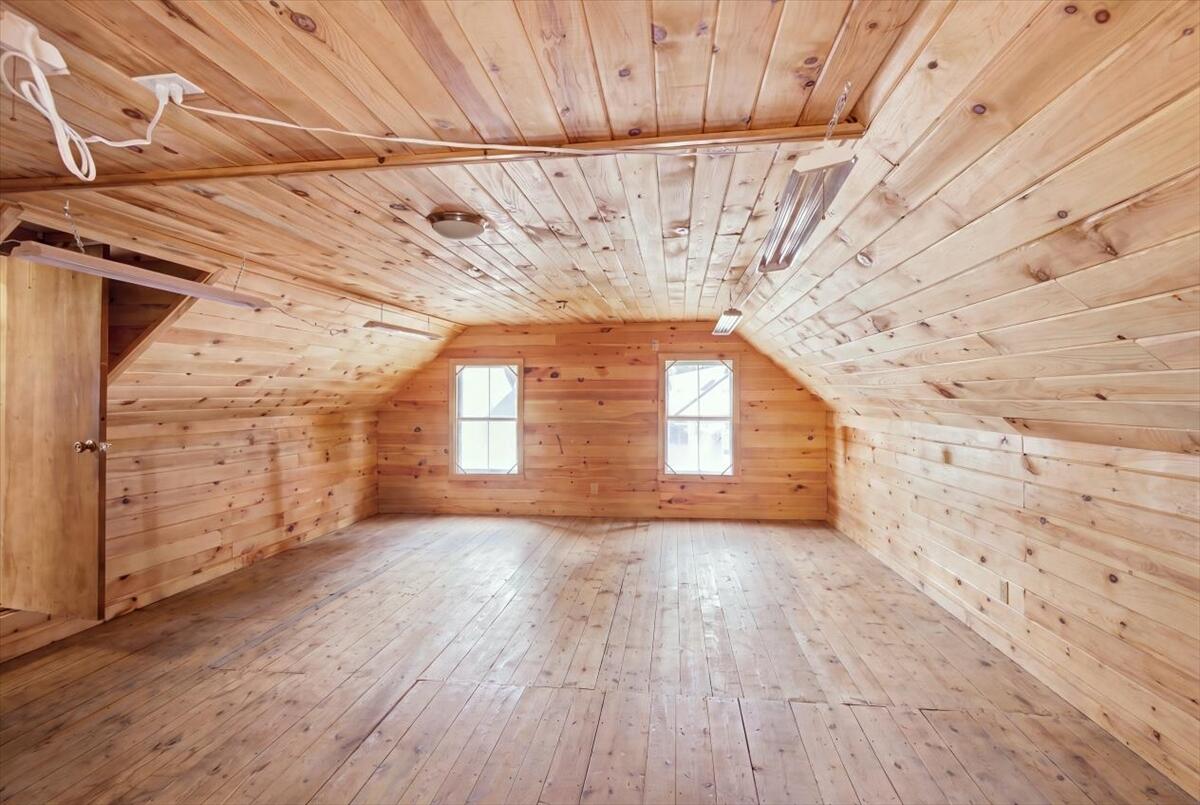 main property photo 78