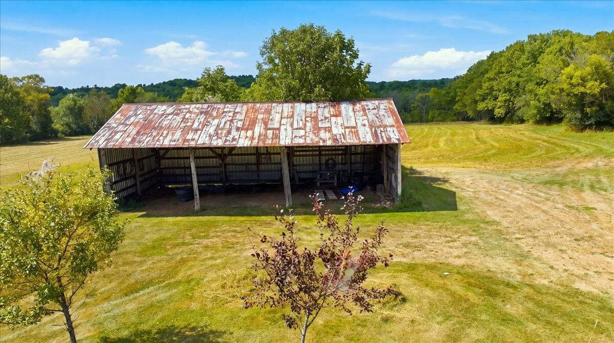 main property photo 81