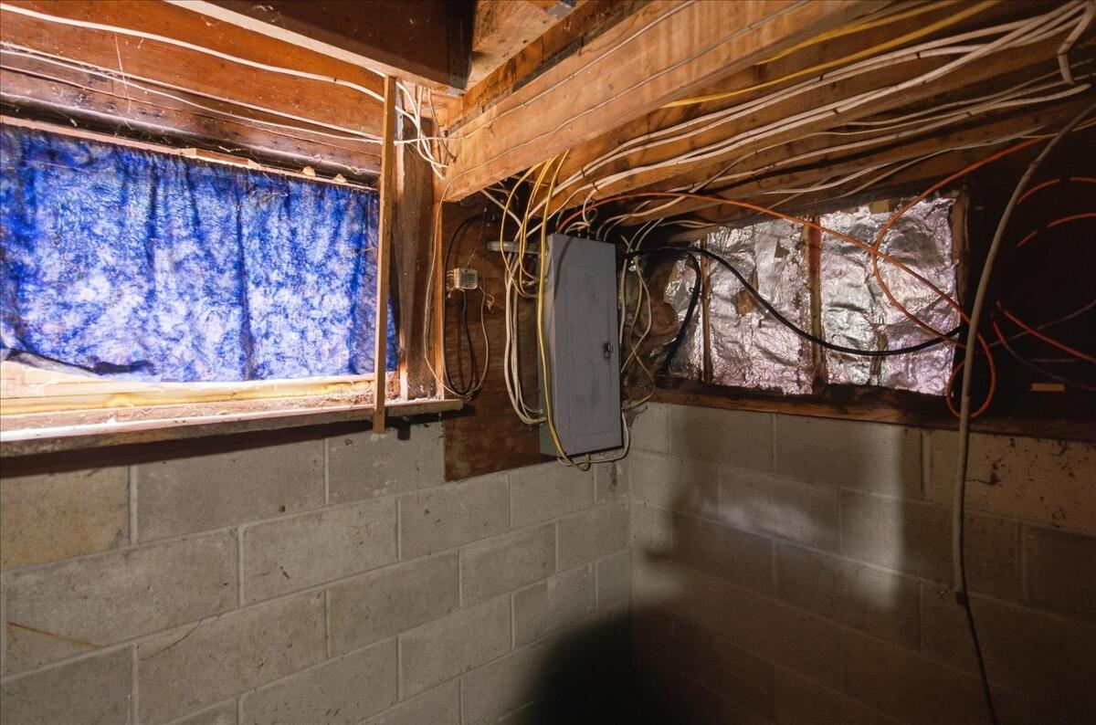 main property photo 94