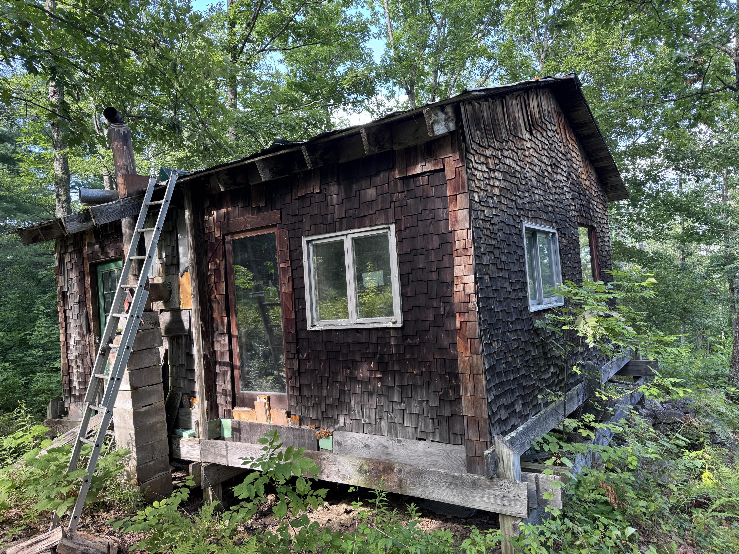 main property photo 5
