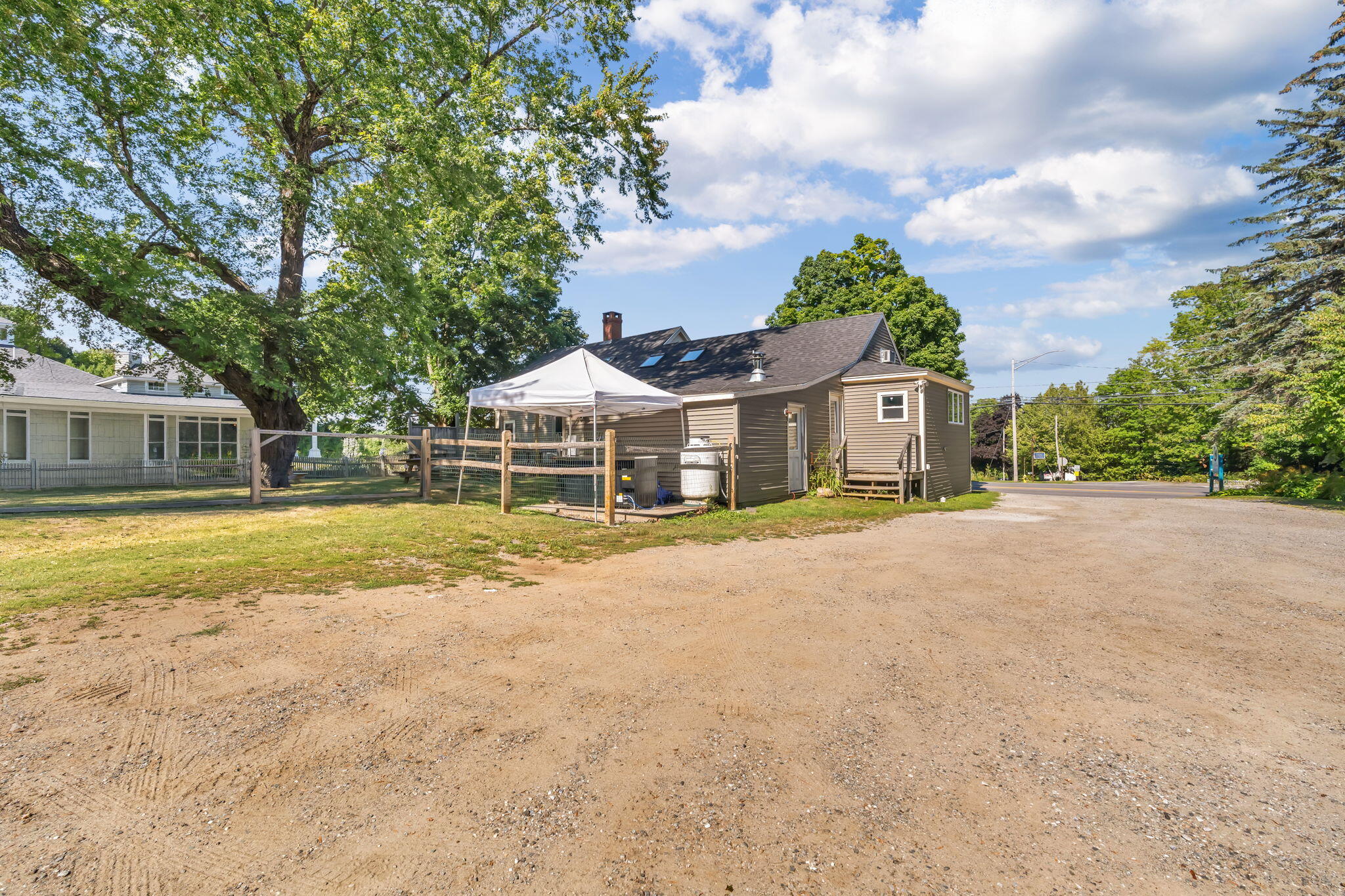 main property photo 96