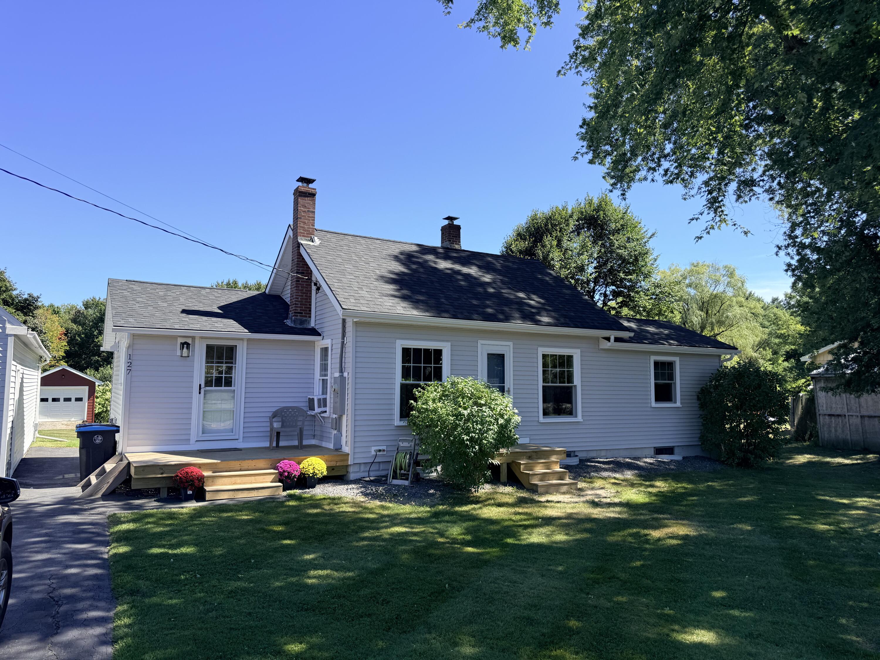 main property photo 2