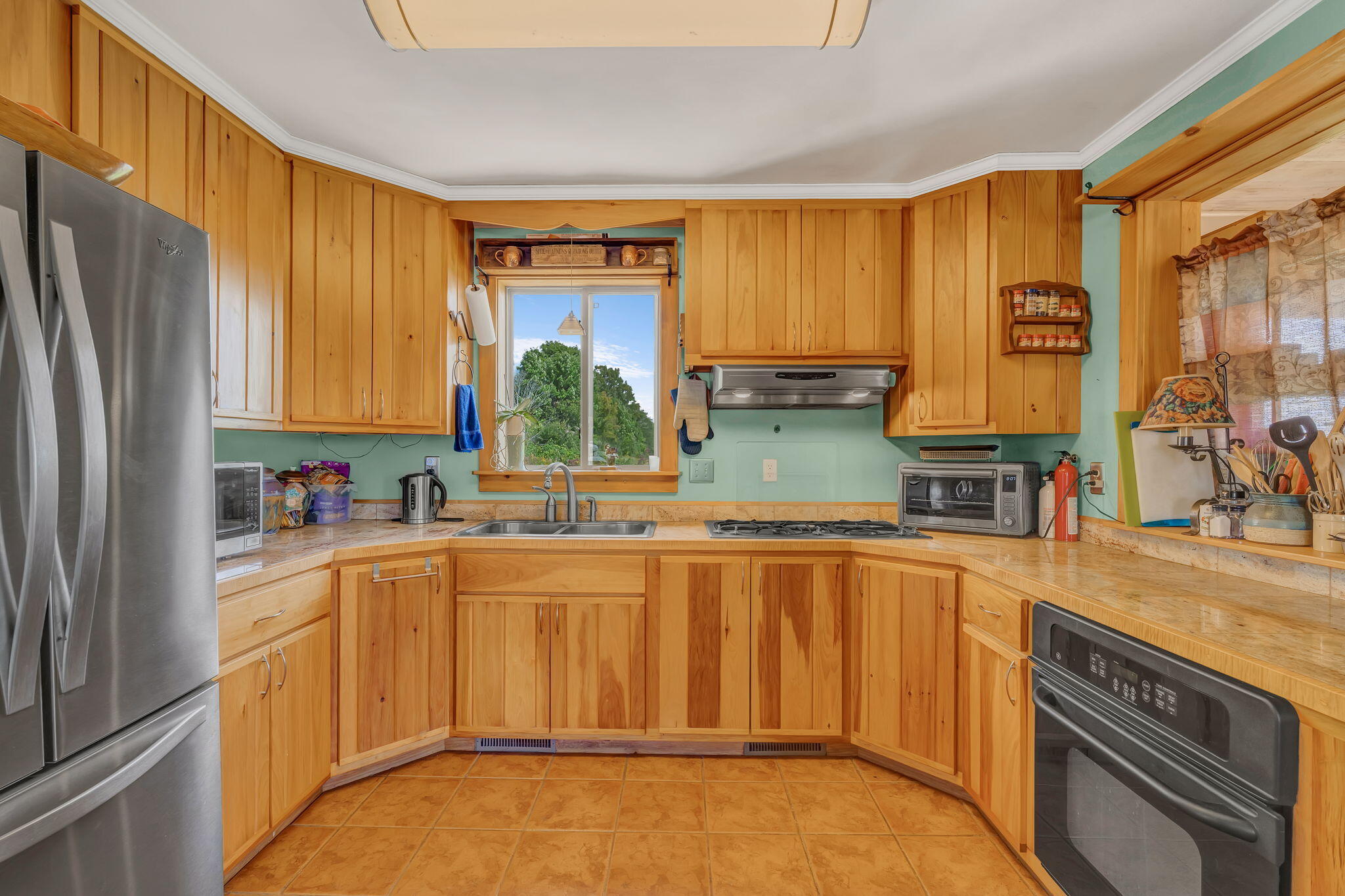 main property photo 15