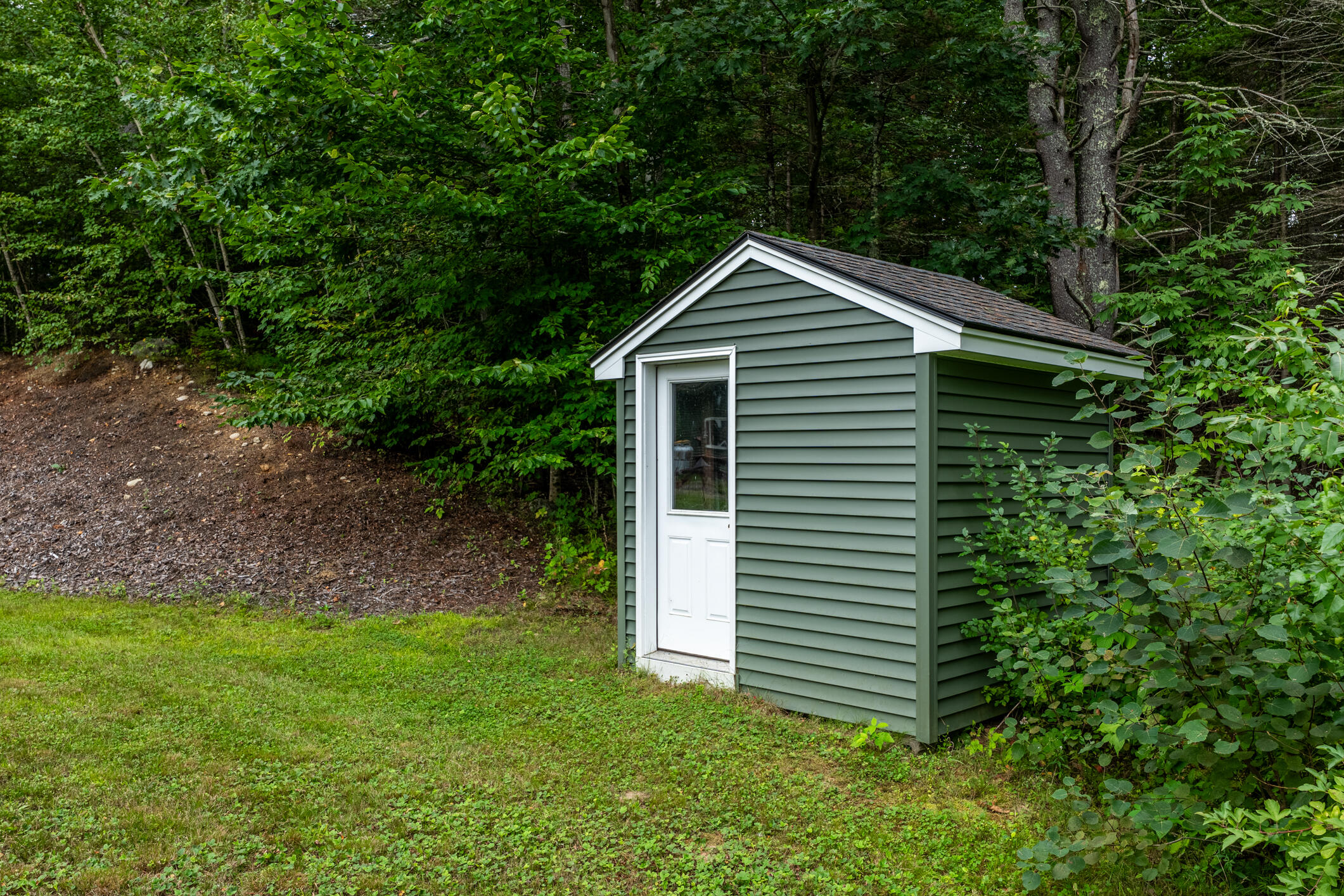 main property photo 50