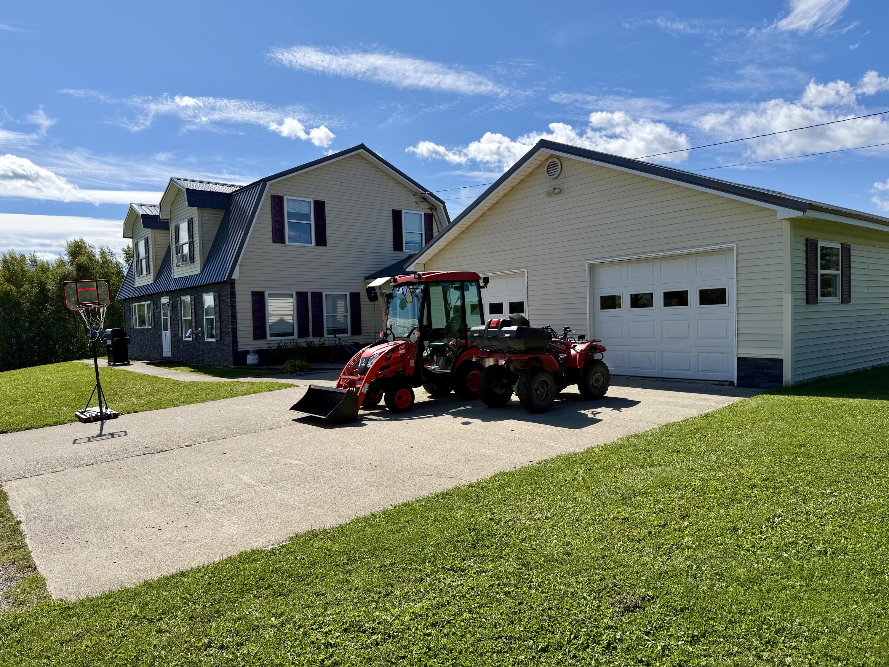 main property photo 7