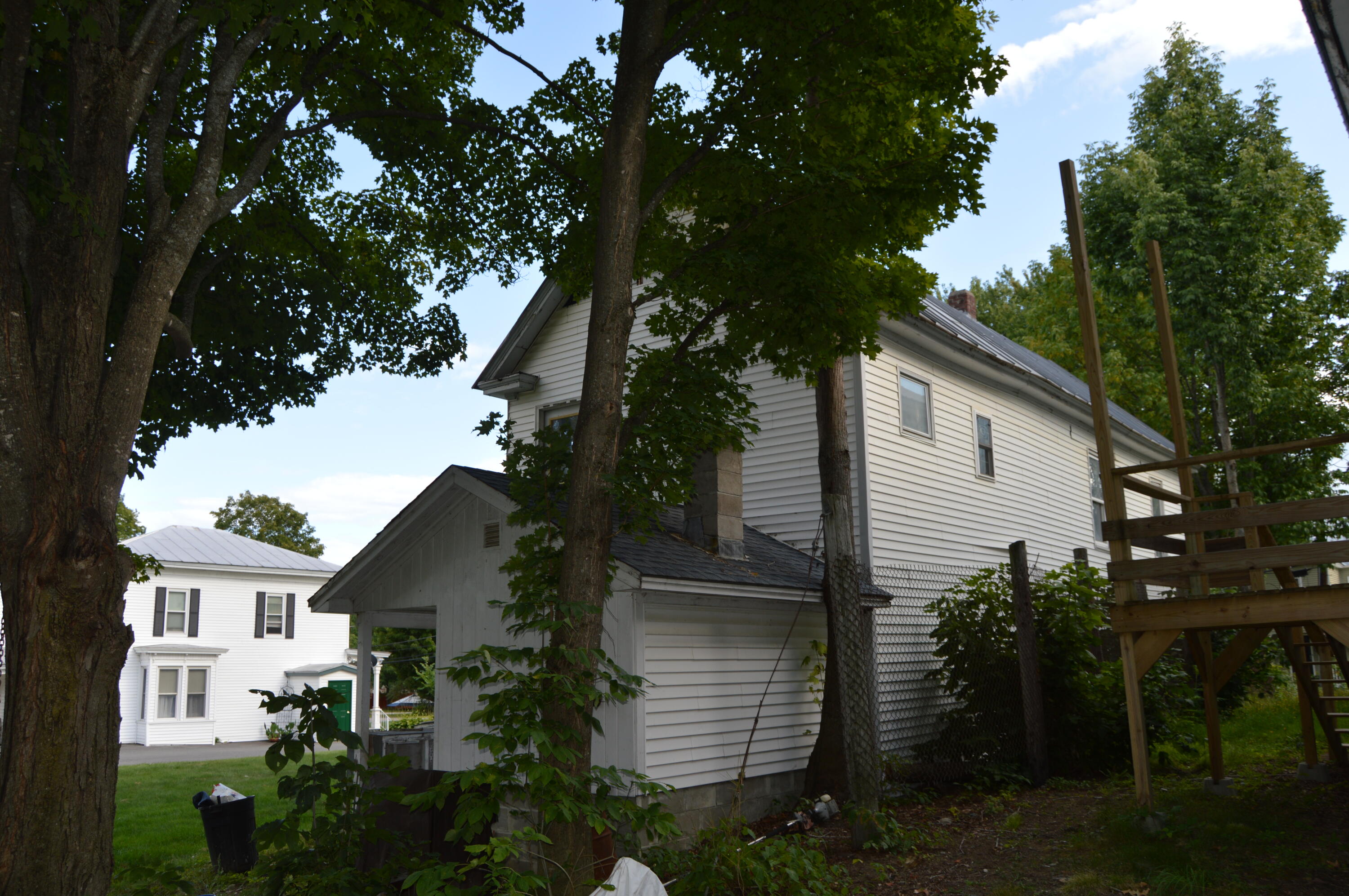 main property photo 12