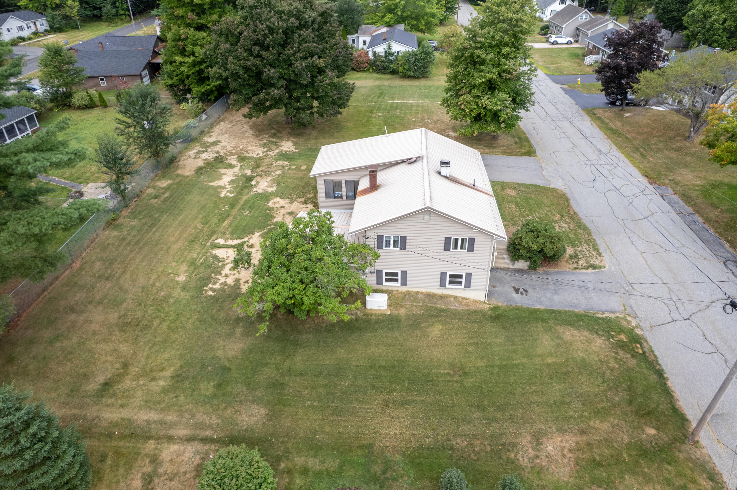 main property photo 18