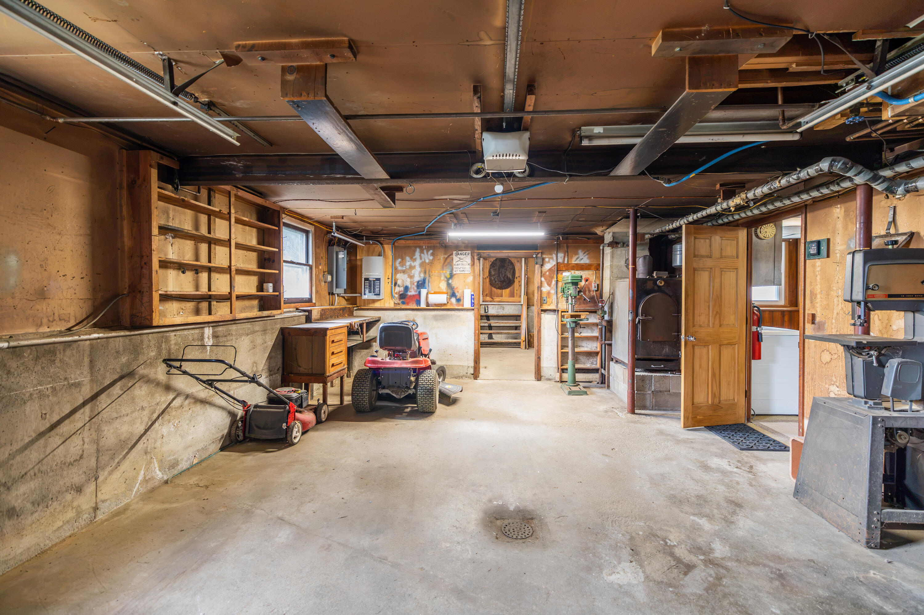 main property photo 48