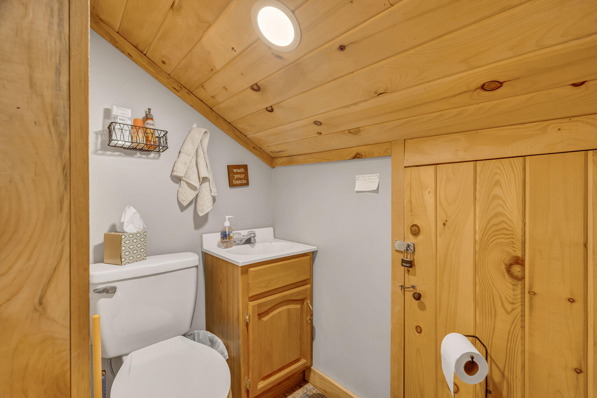 main property photo 33