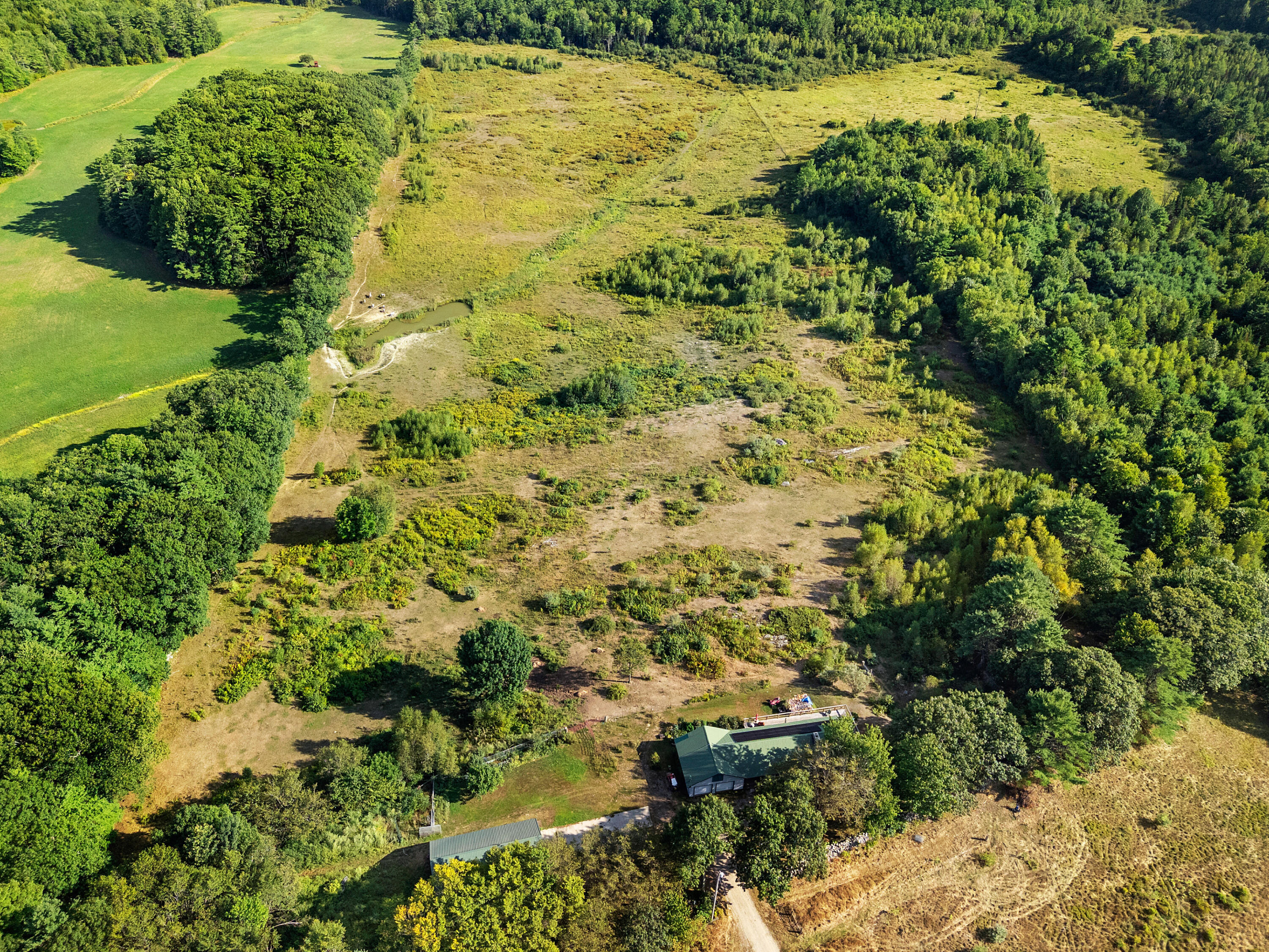 main property photo 34