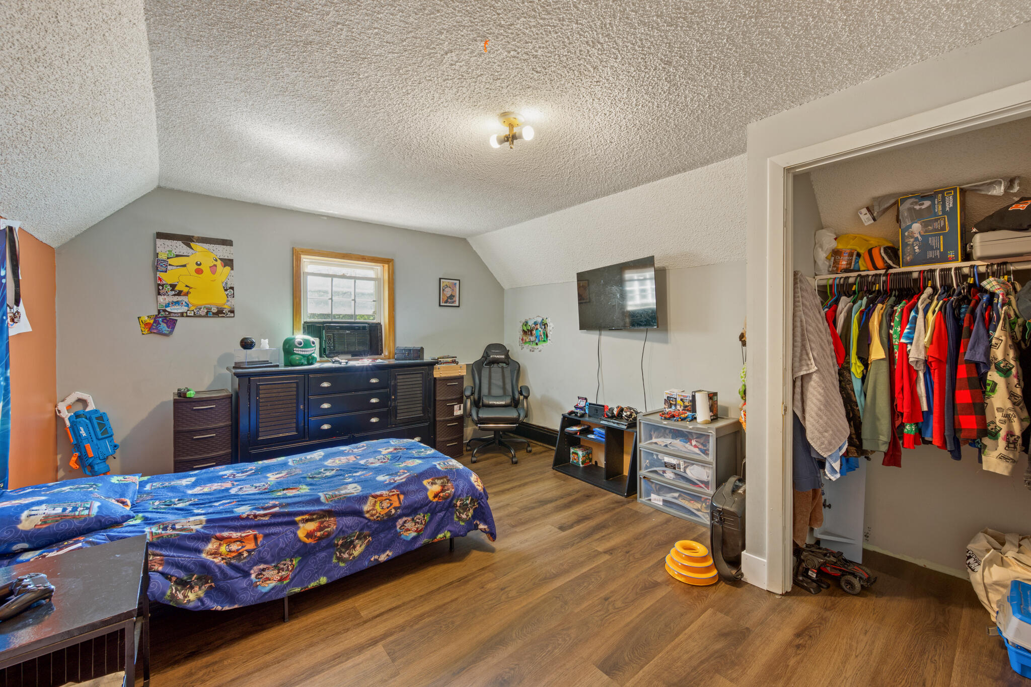 main property photo 22