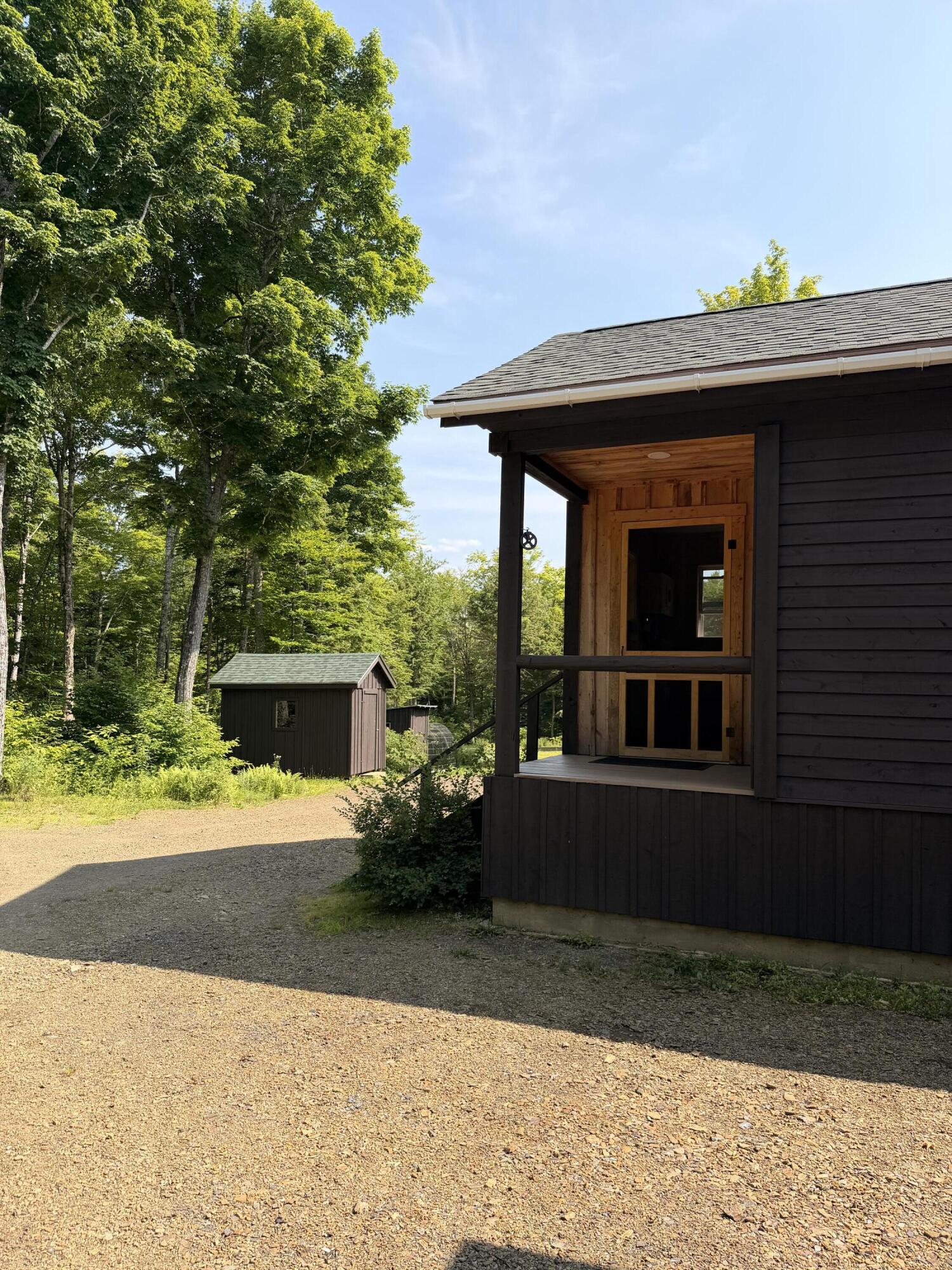 main property photo 30
