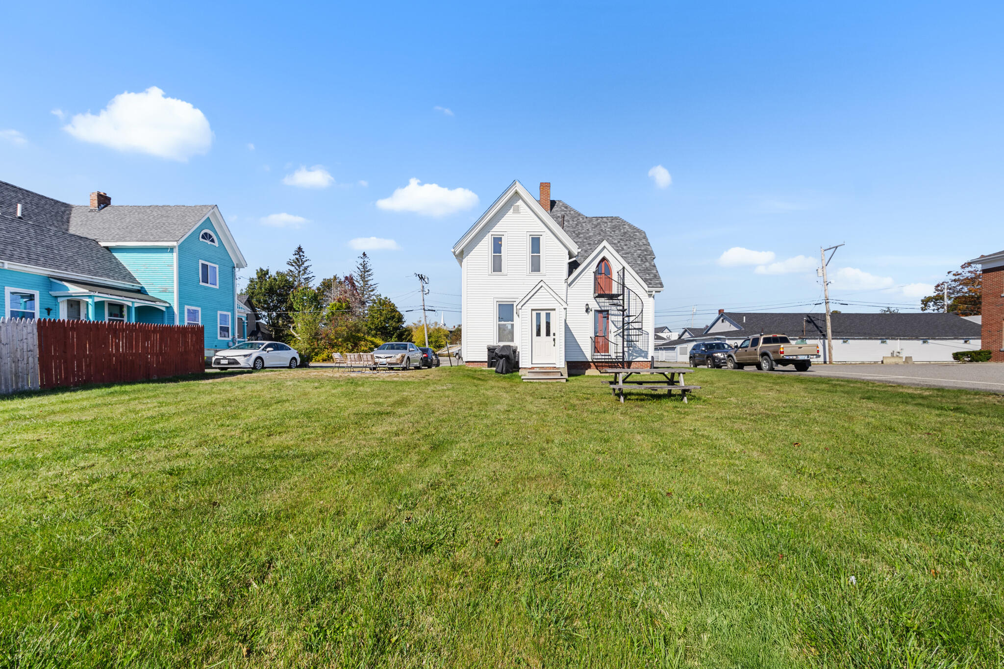 main property photo 3