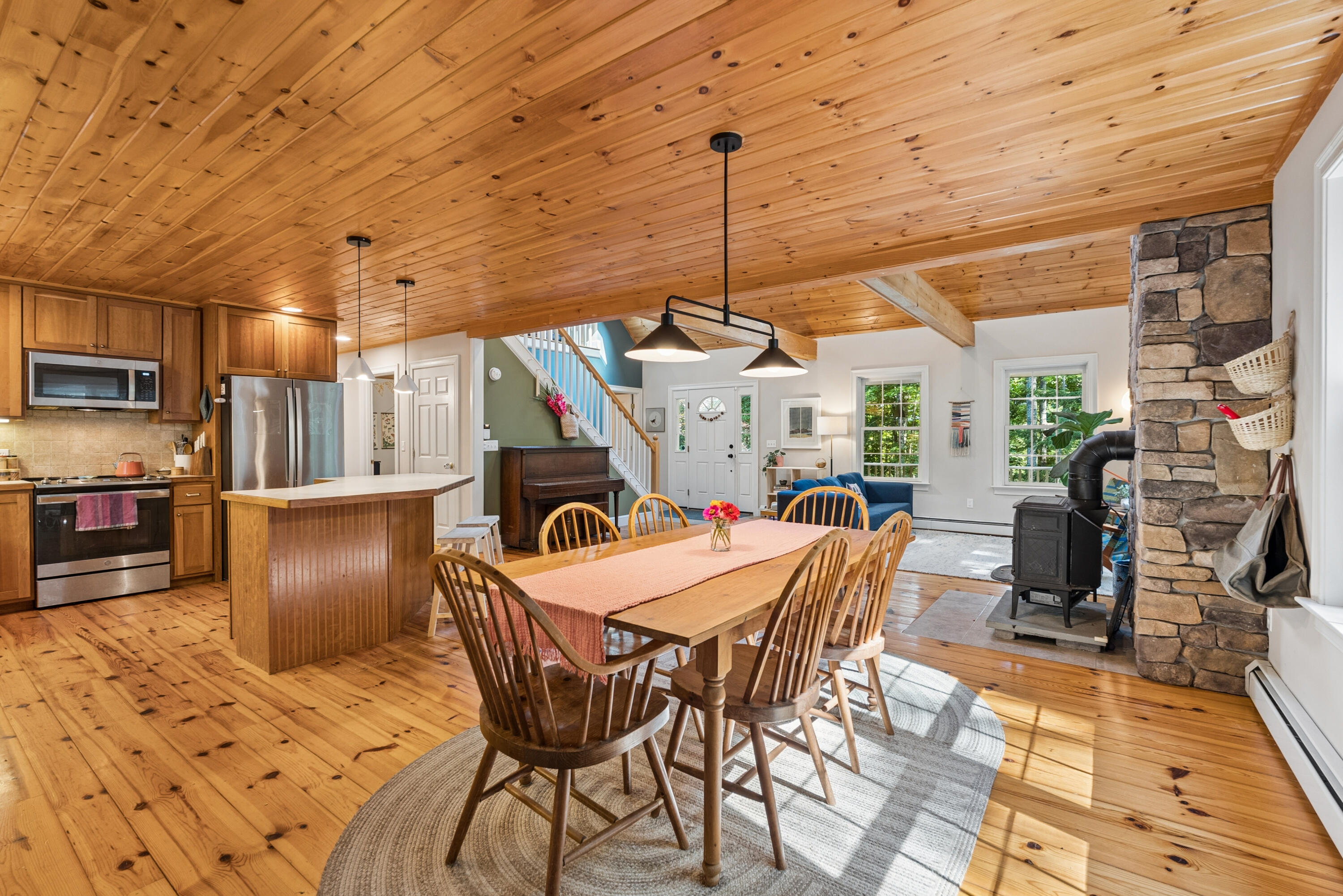 main property photo 14