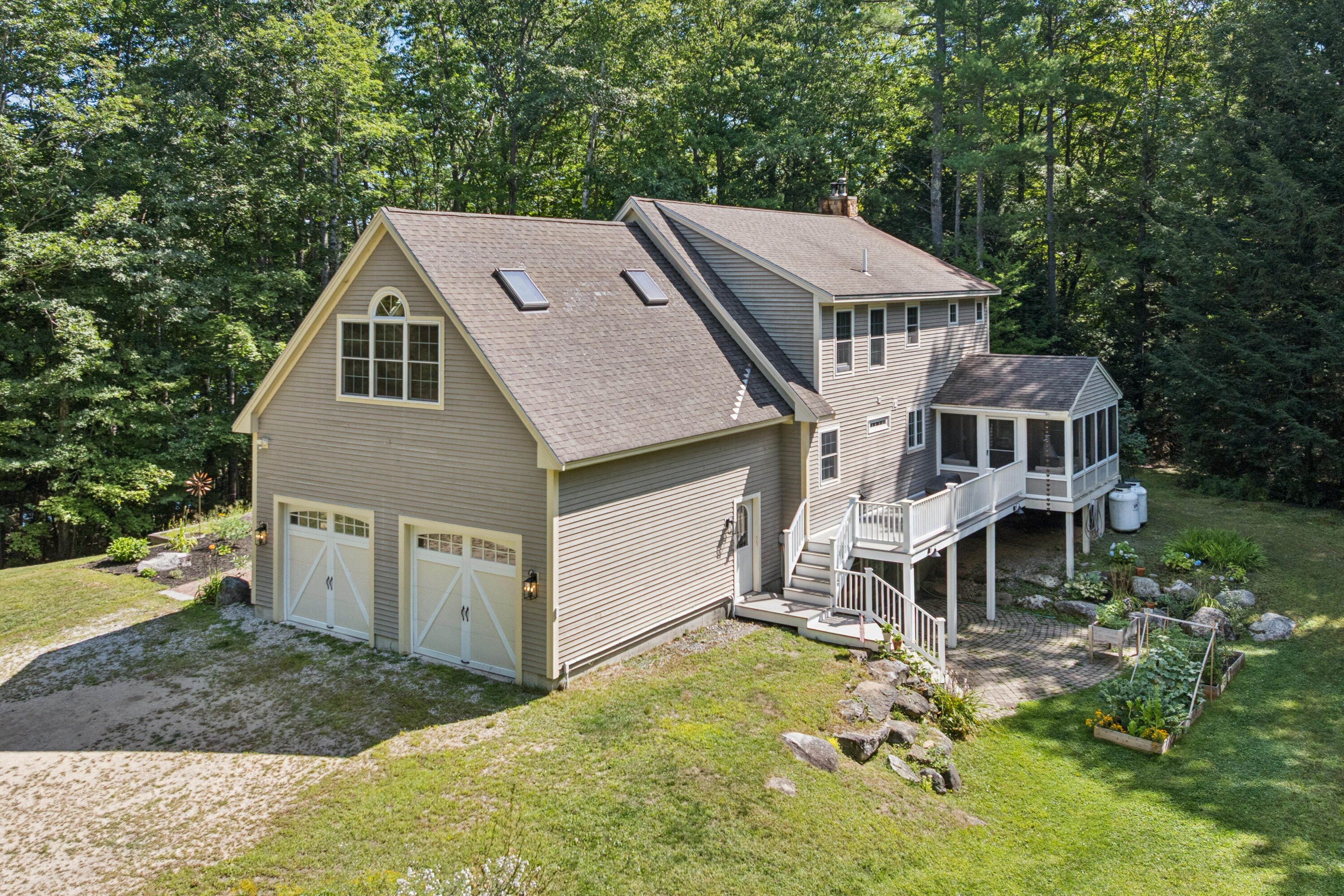 main property photo 46