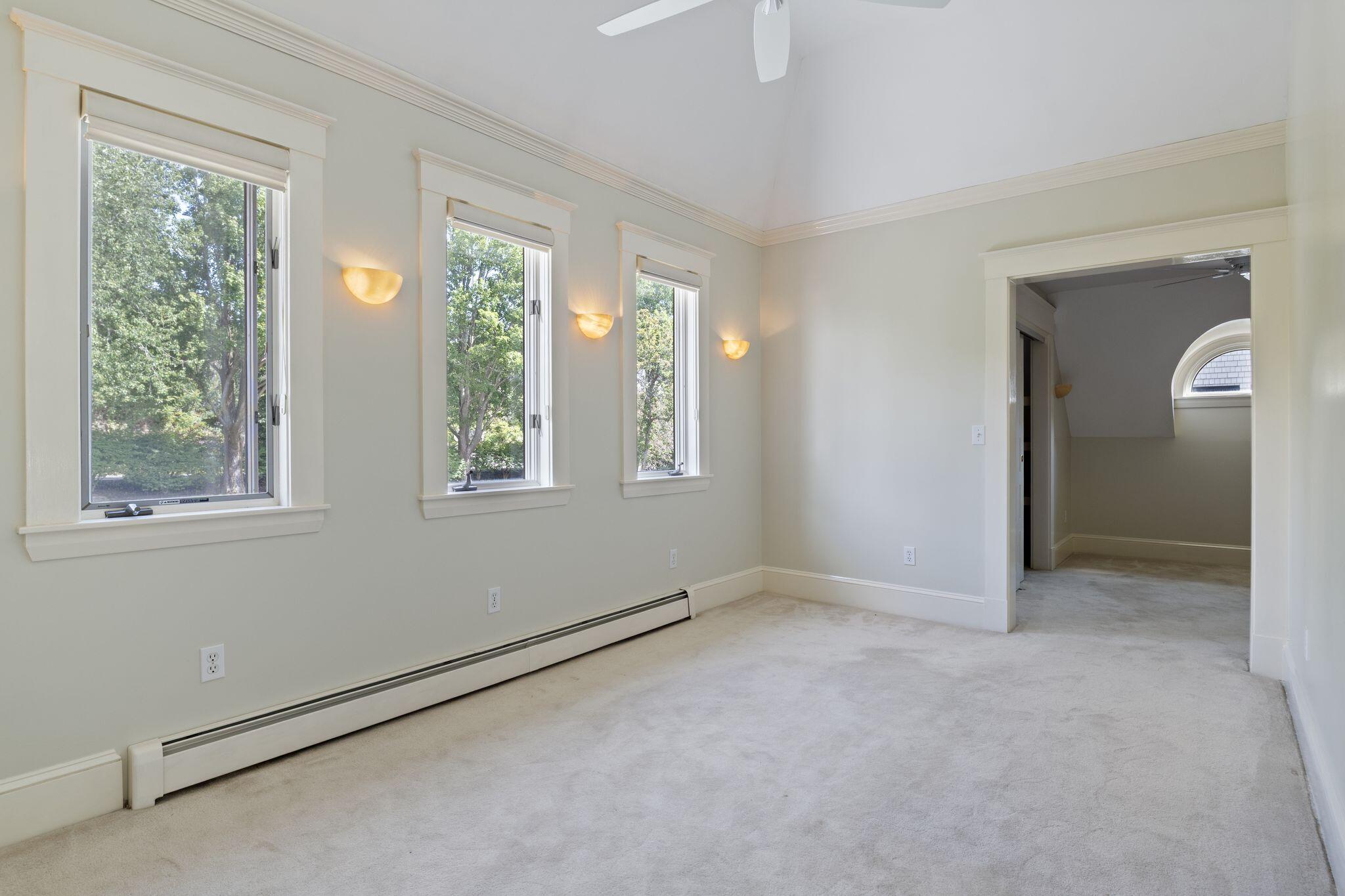 main property photo 78
