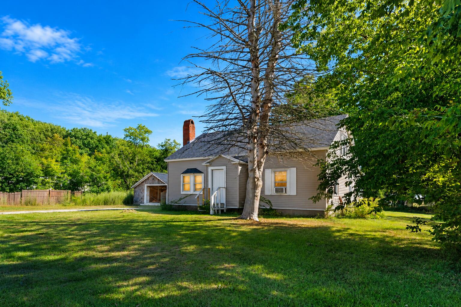 main property photo 1