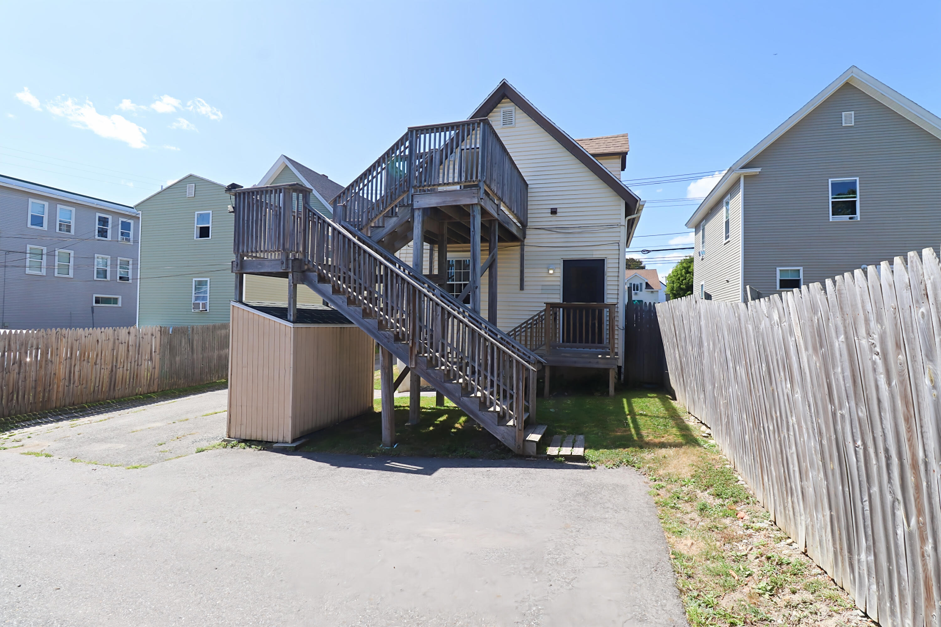 main property photo 88