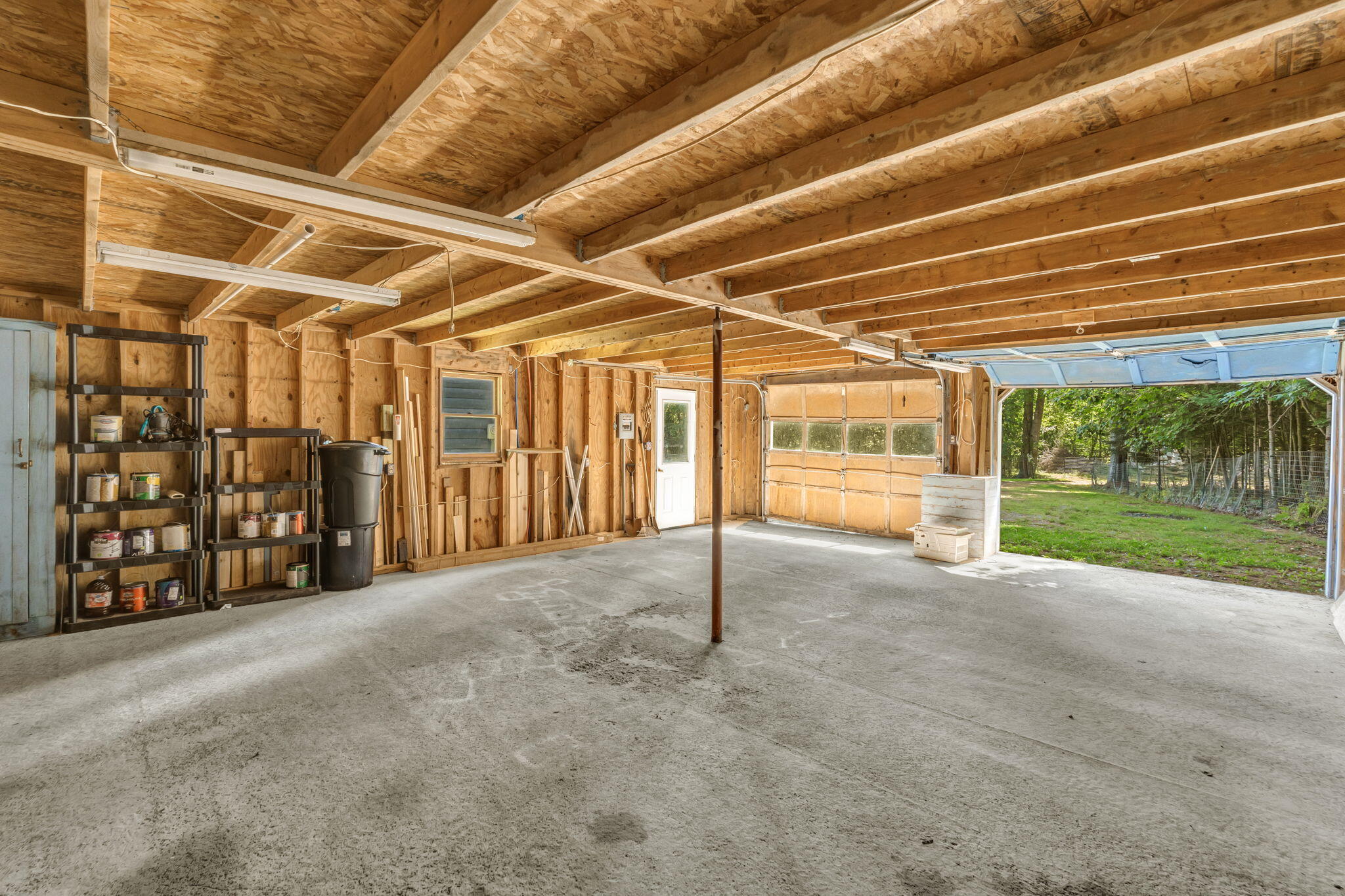 main property photo 59