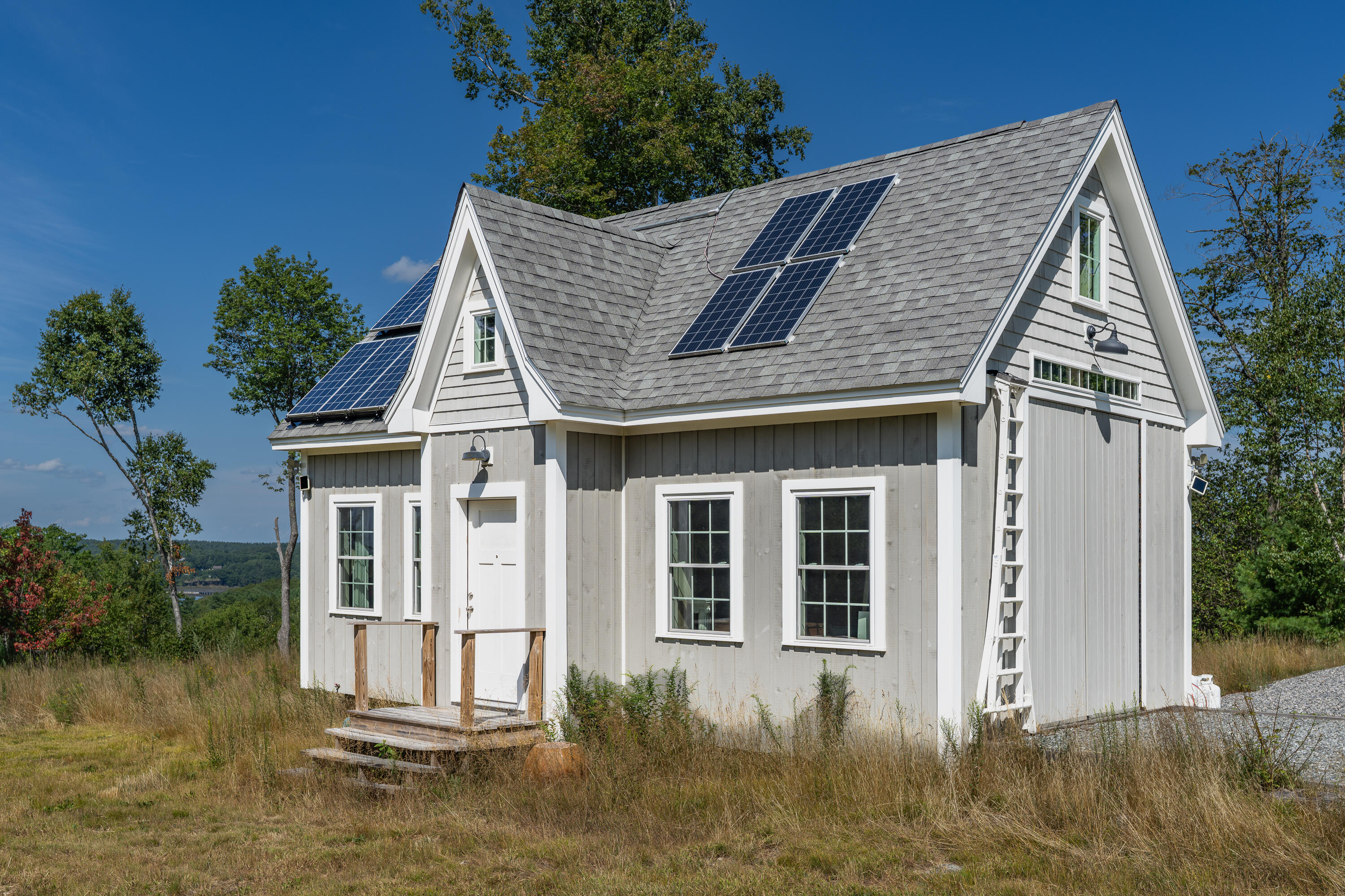 main property photo 30