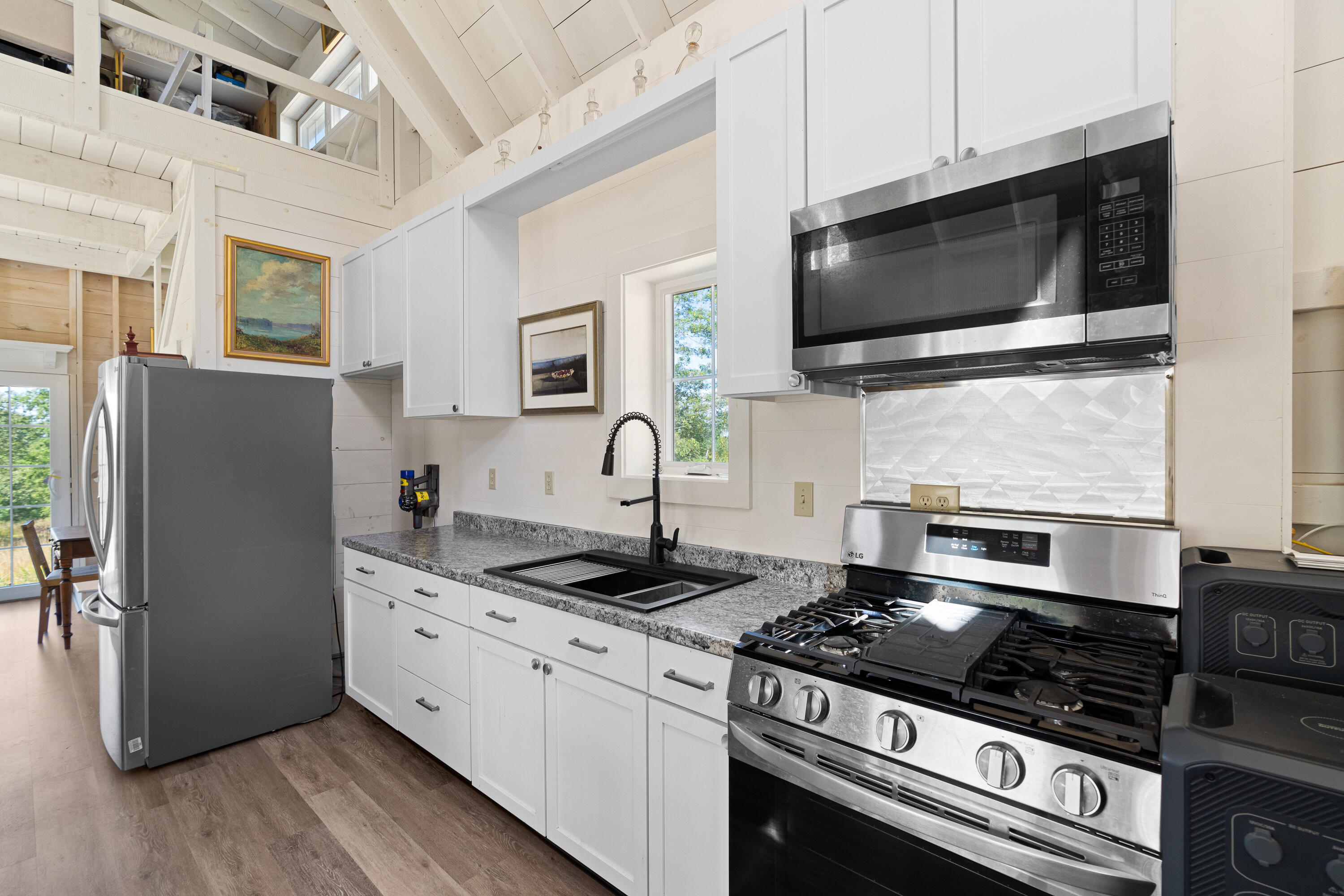main property photo 64