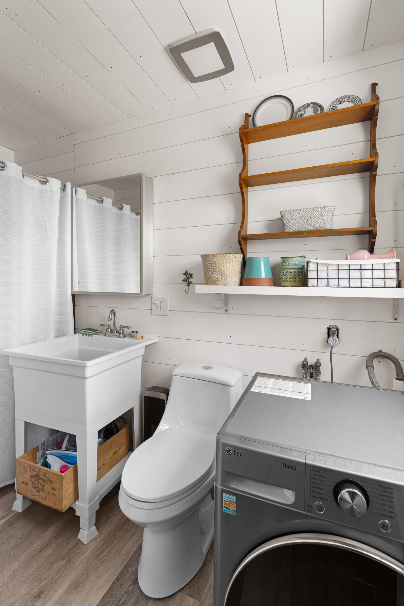main property photo 77
