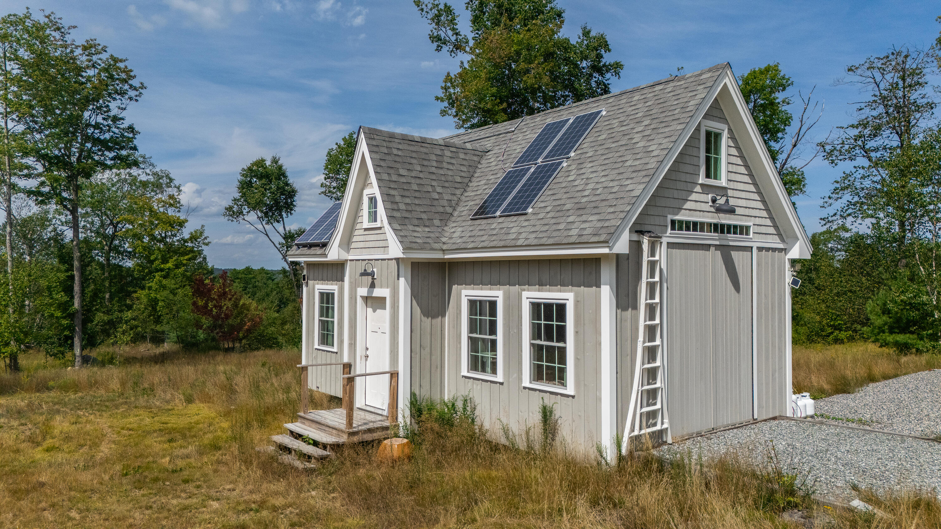 main property photo 79