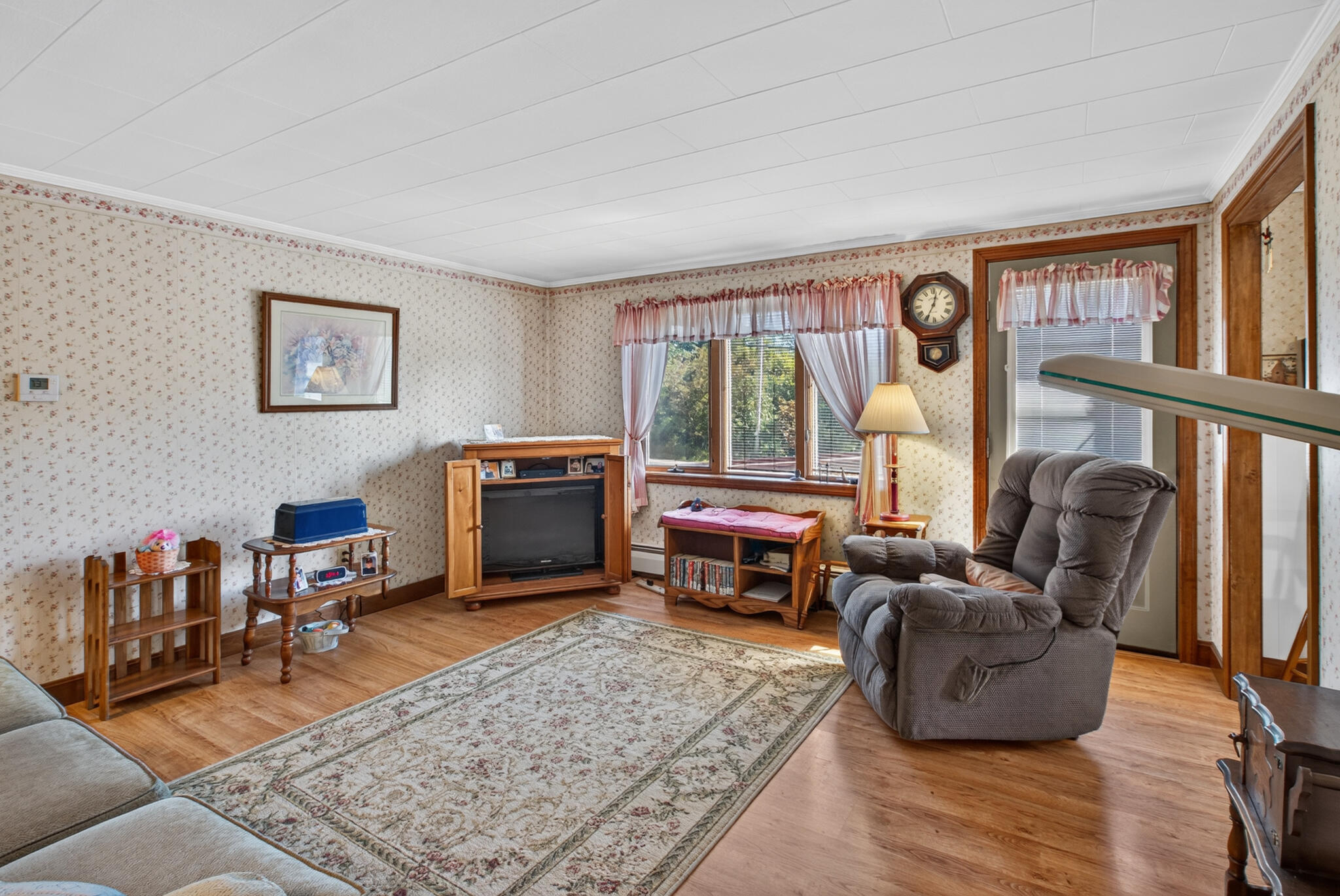 main property photo 23