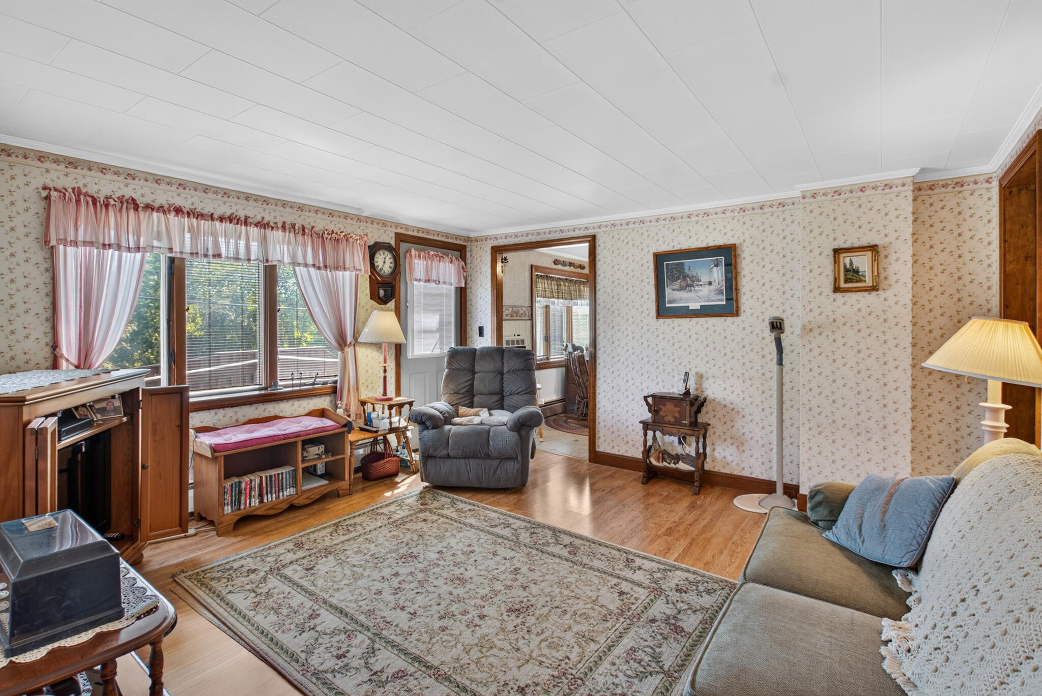 main property photo 24