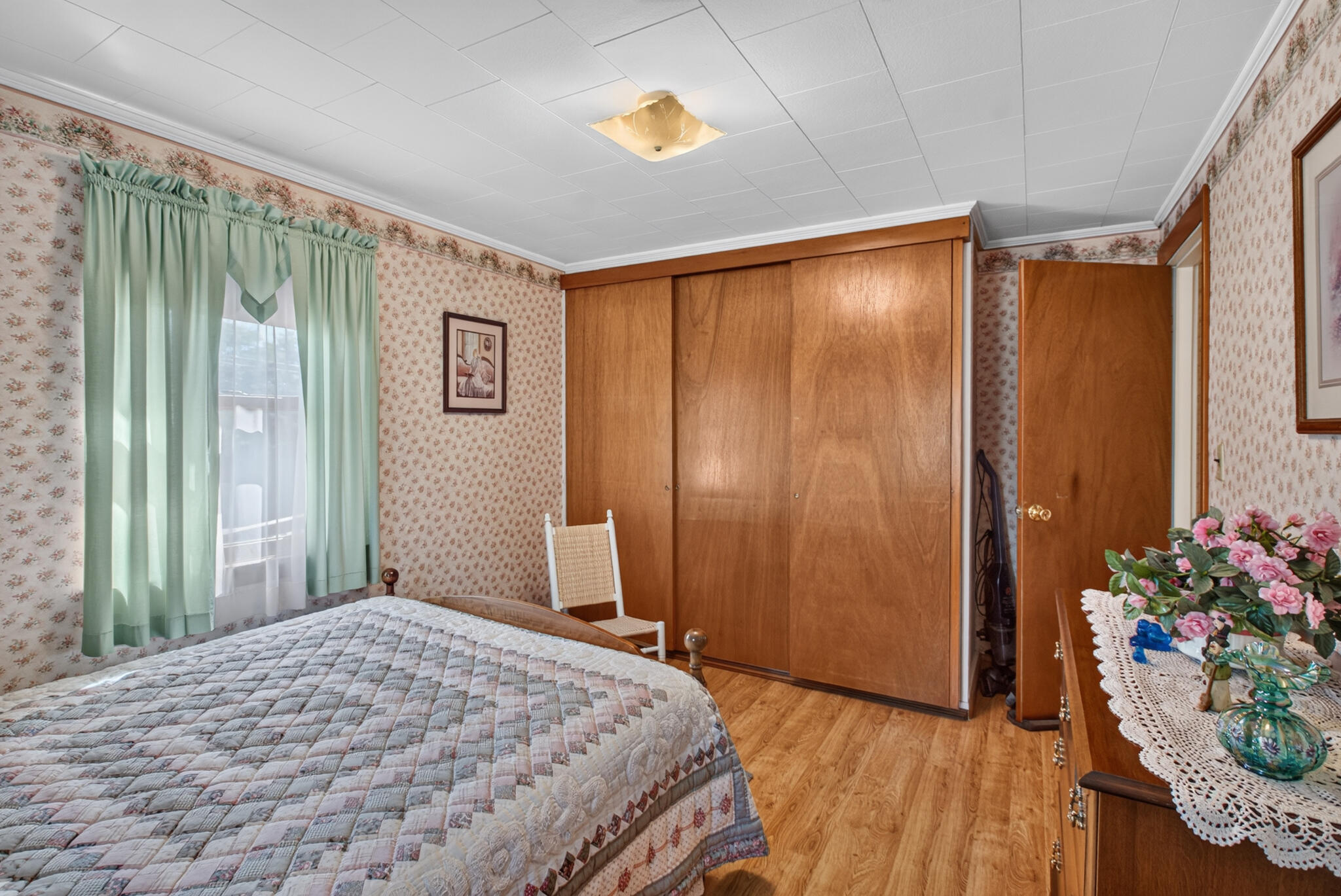 main property photo 29