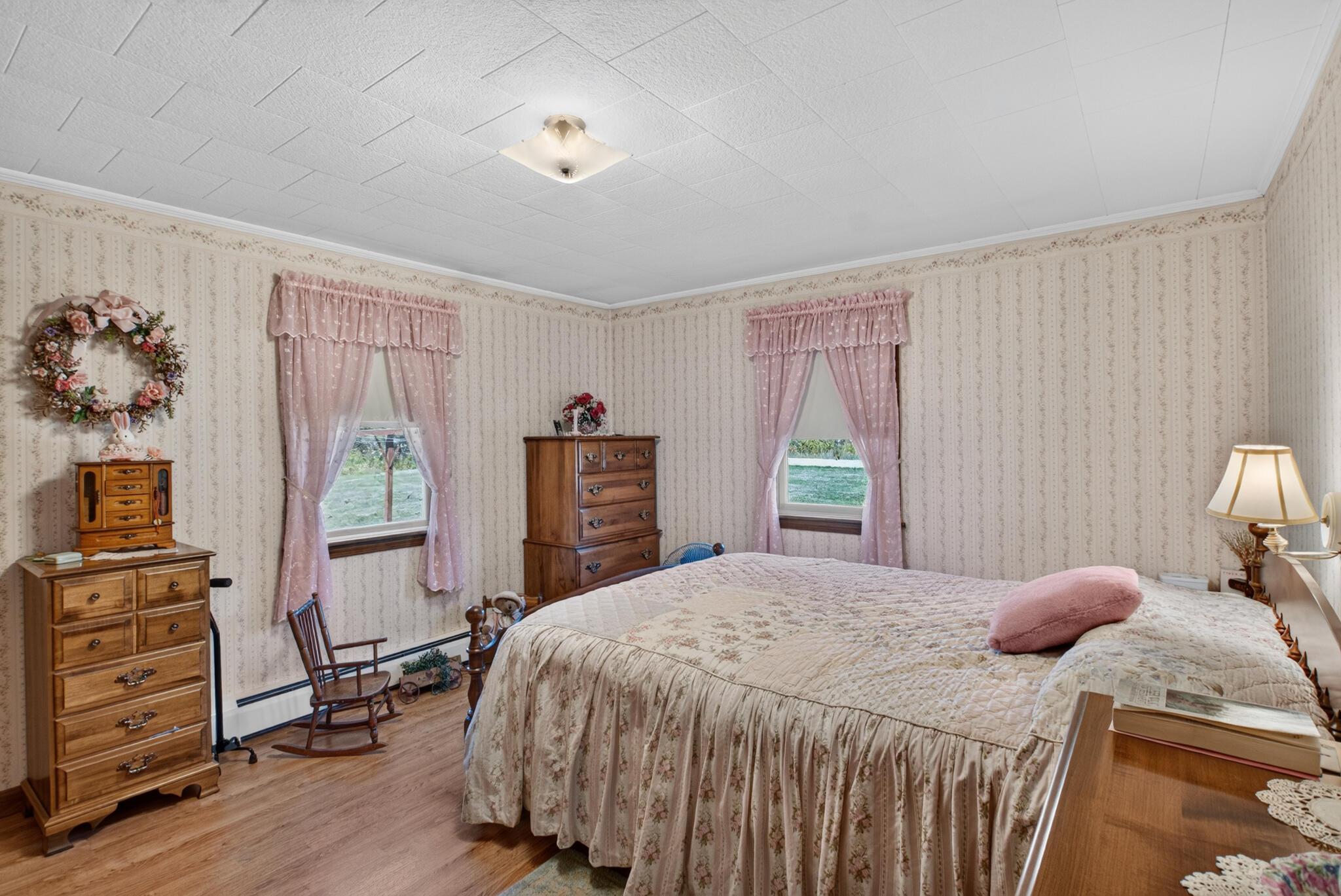 main property photo 30