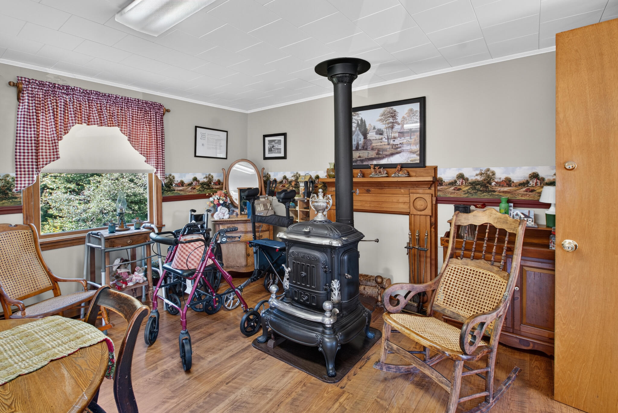 main property photo 9