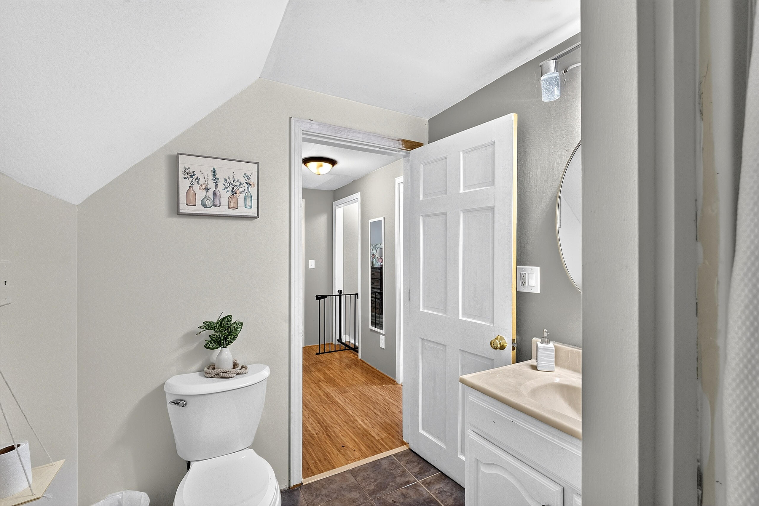 main property photo 79