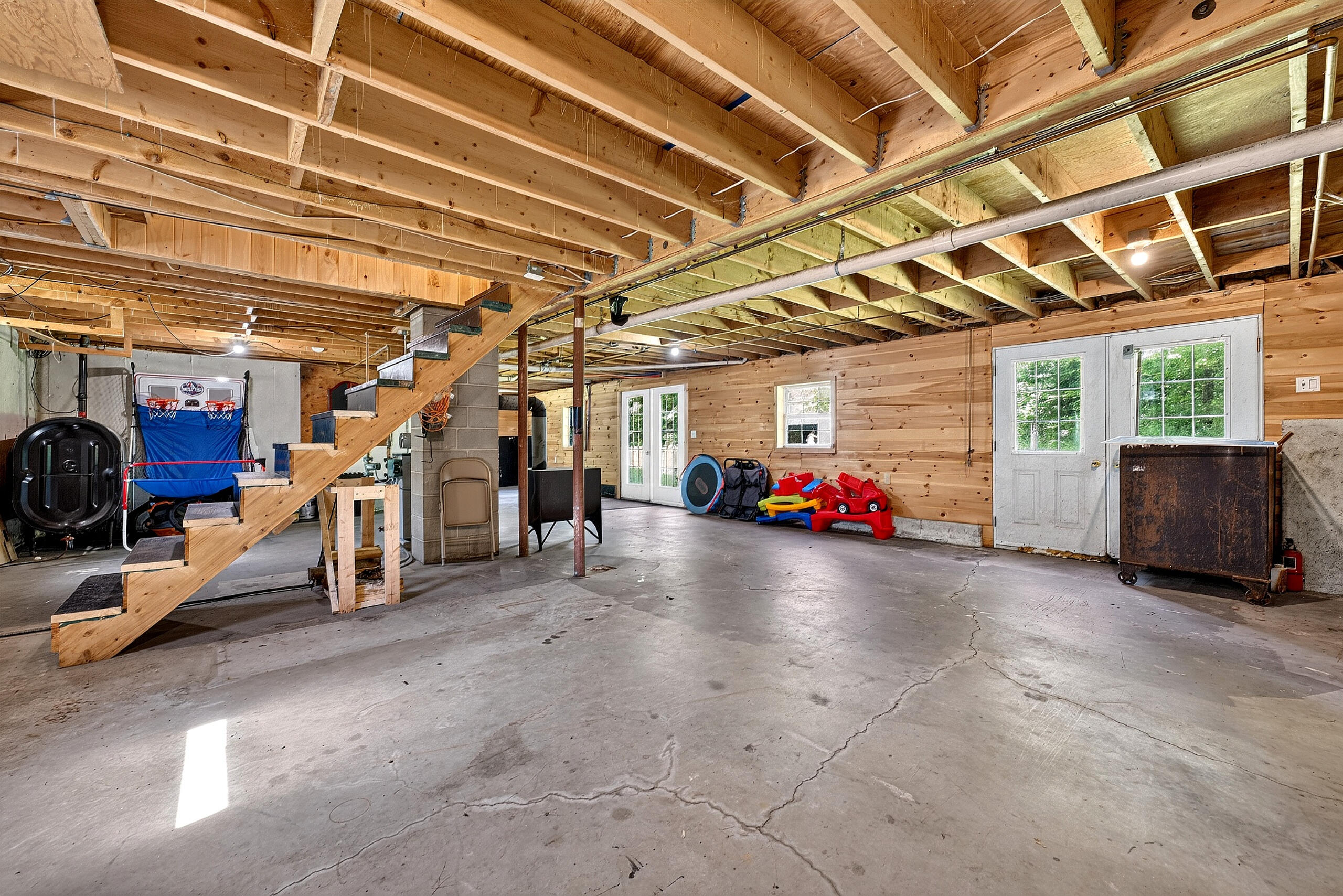 main property photo 83