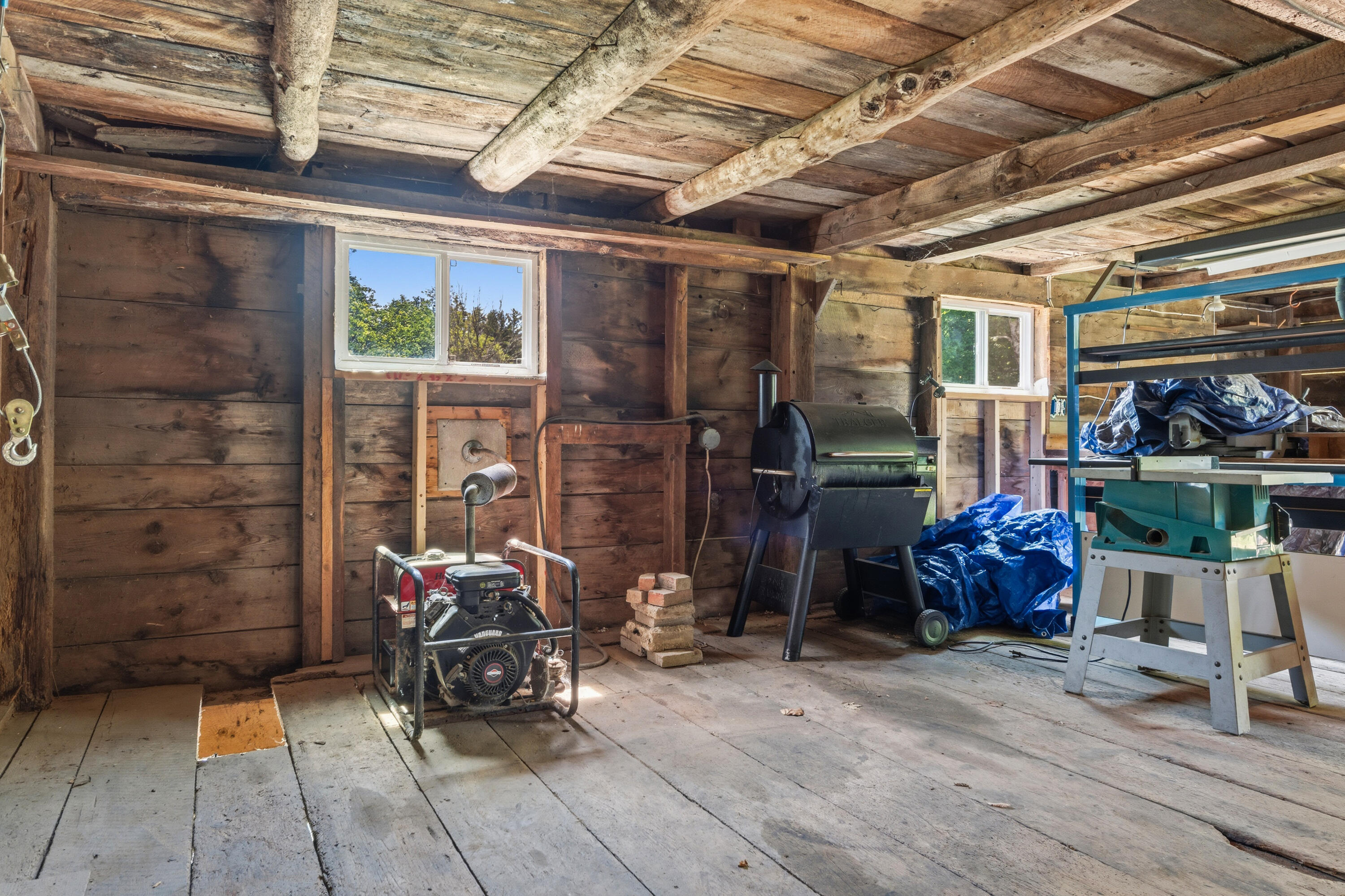 main property photo 43