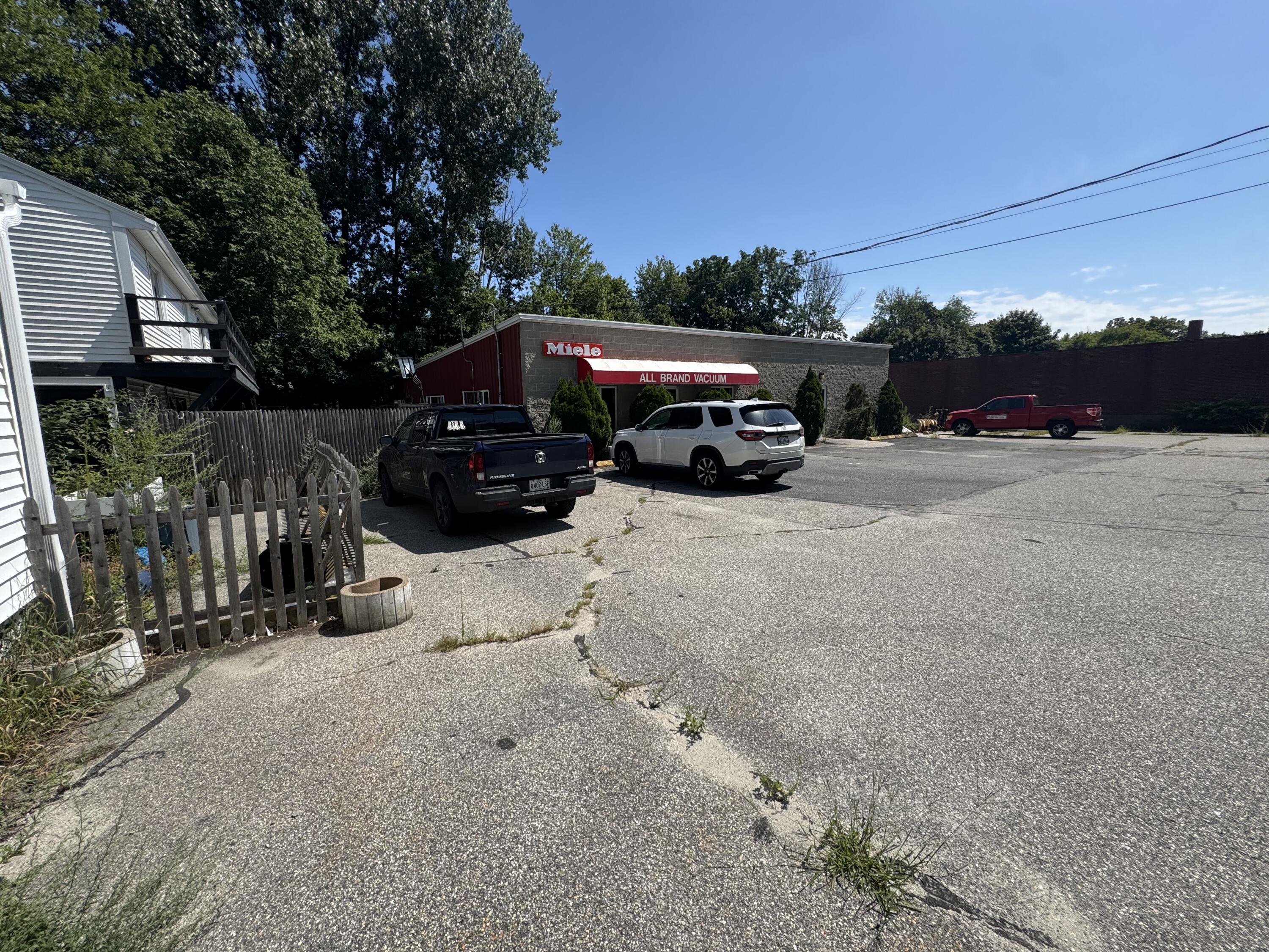 main property photo 19