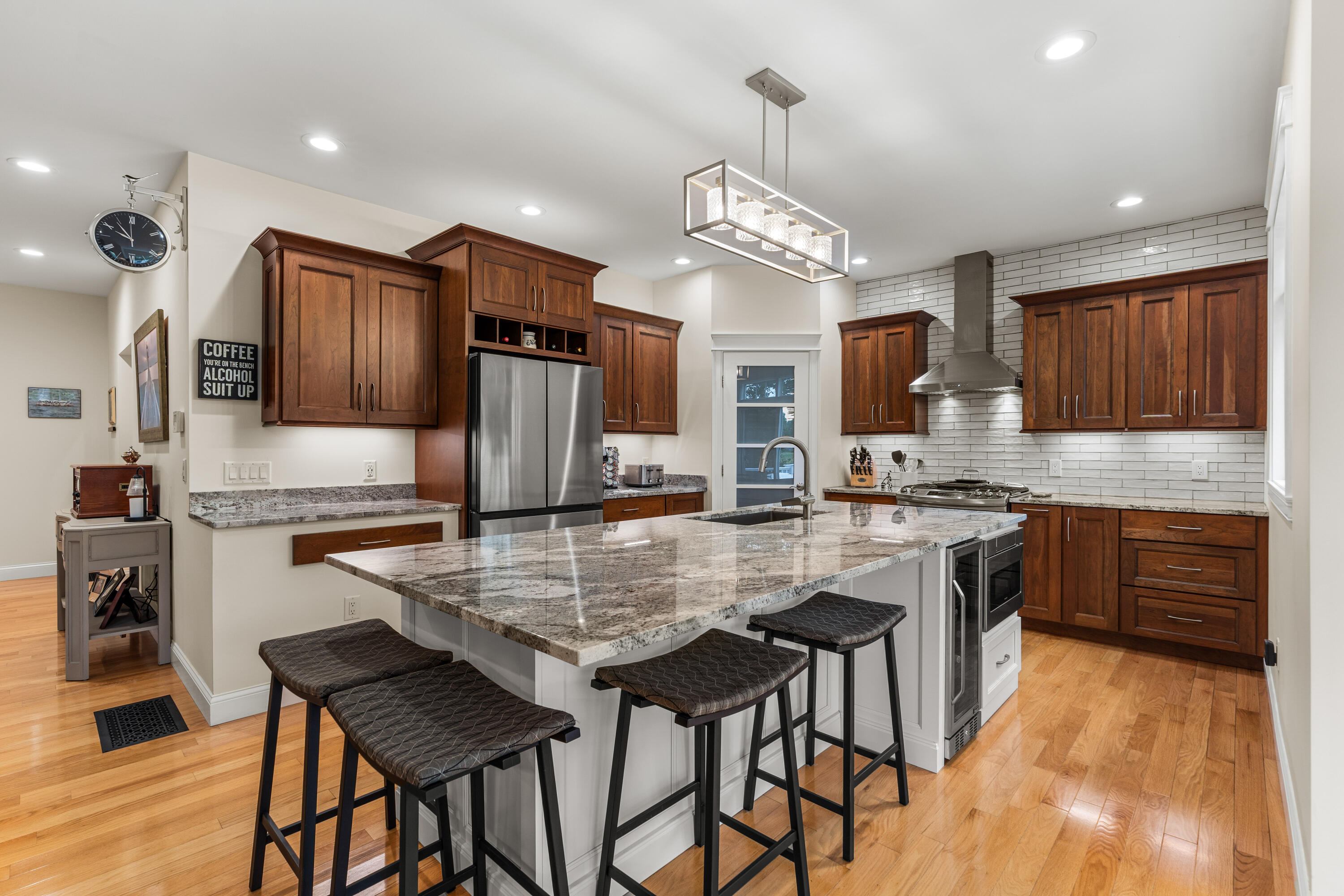 main property photo 18