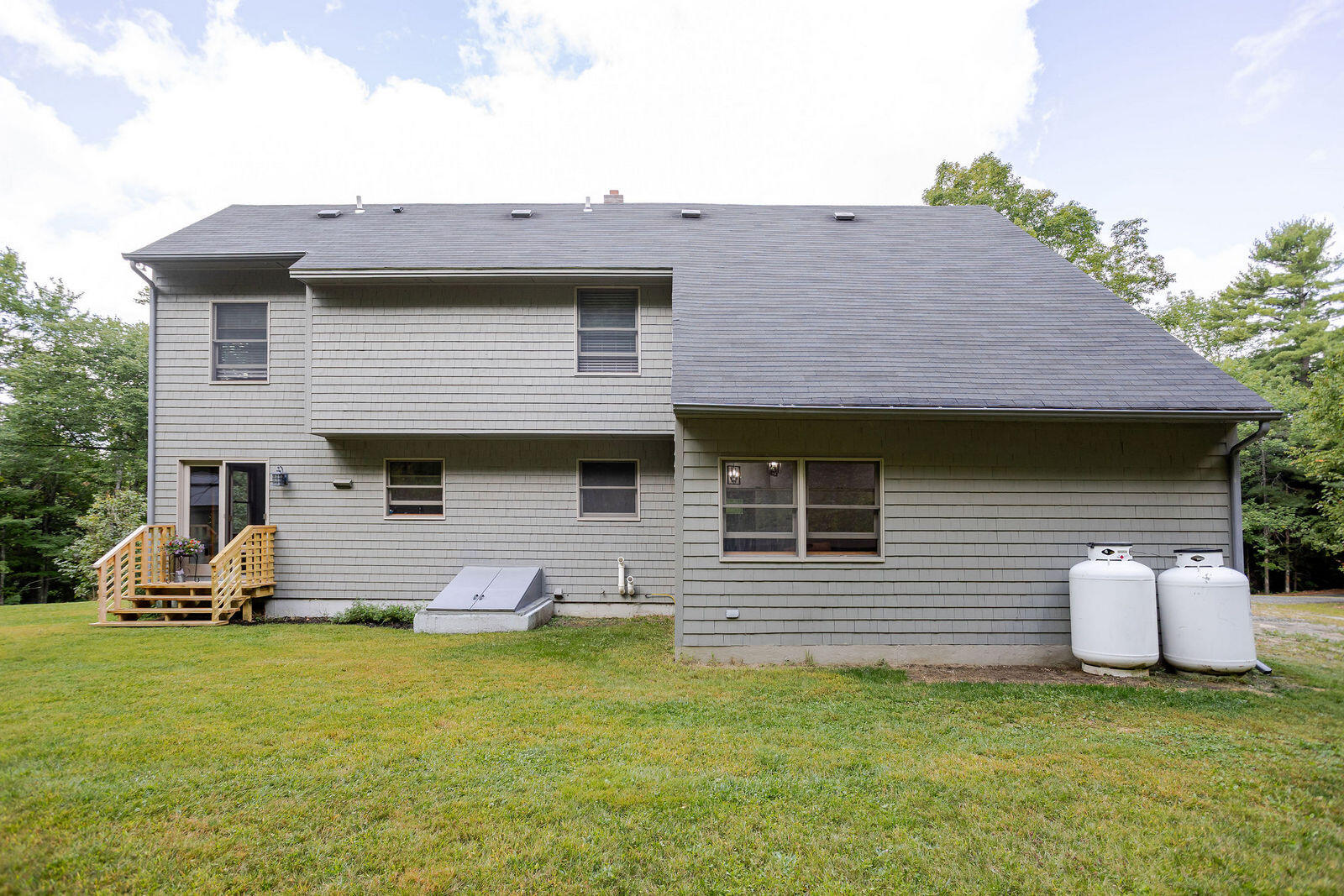 main property photo 58