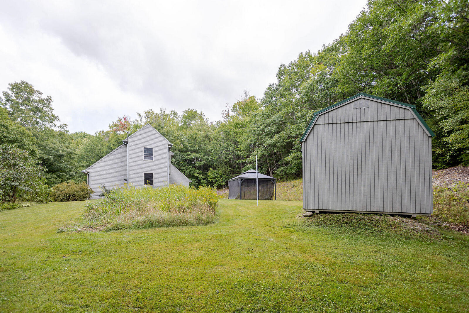 main property photo 61