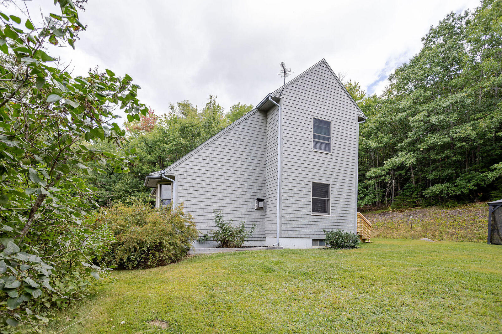 main property photo 67