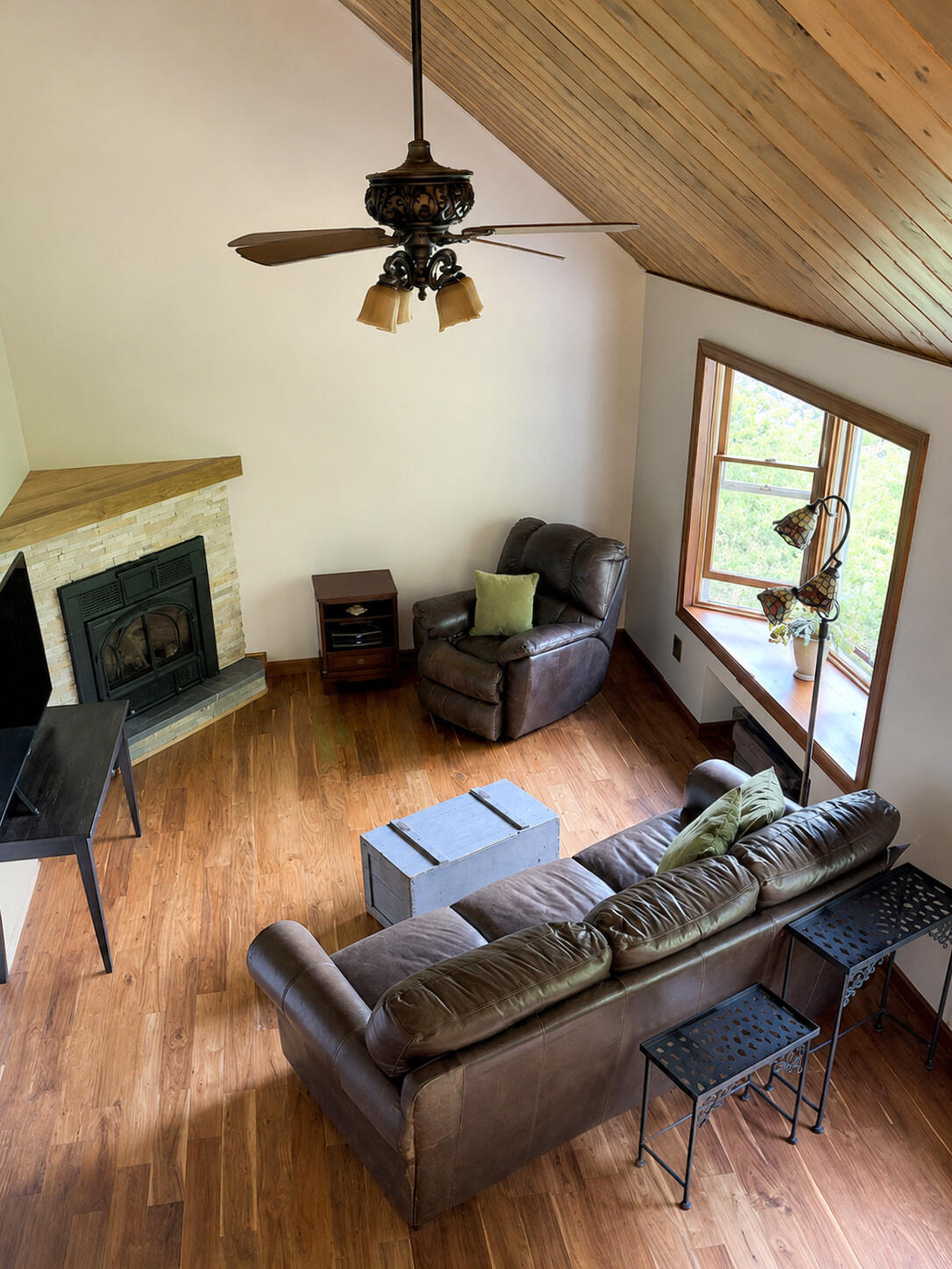 main property photo 7