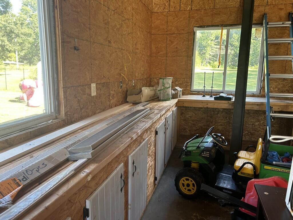 main property photo 98